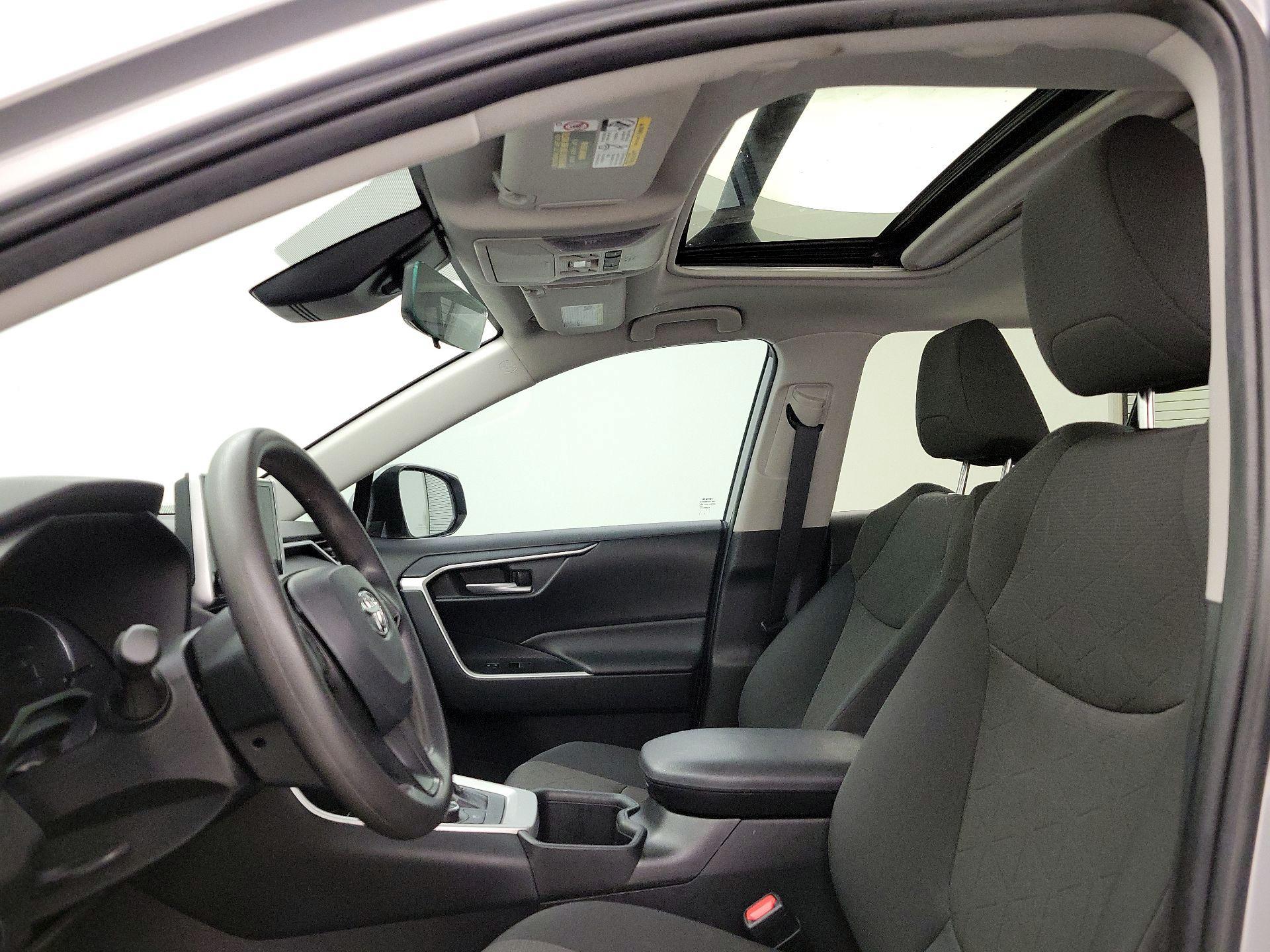 Thumbnail: 2024 Toyota RAV4 - 19