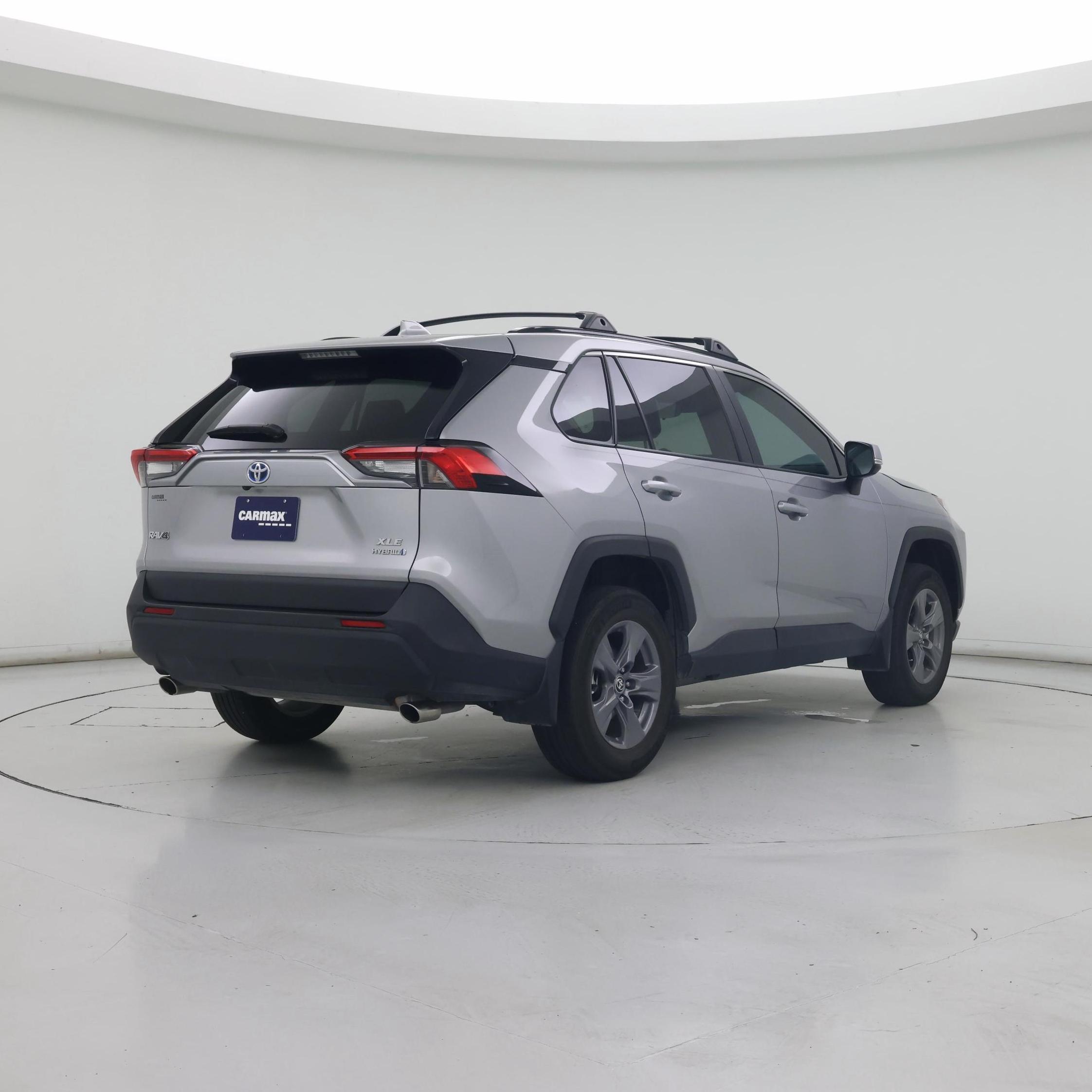 Thumbnail: 2024 Toyota RAV4 - 8