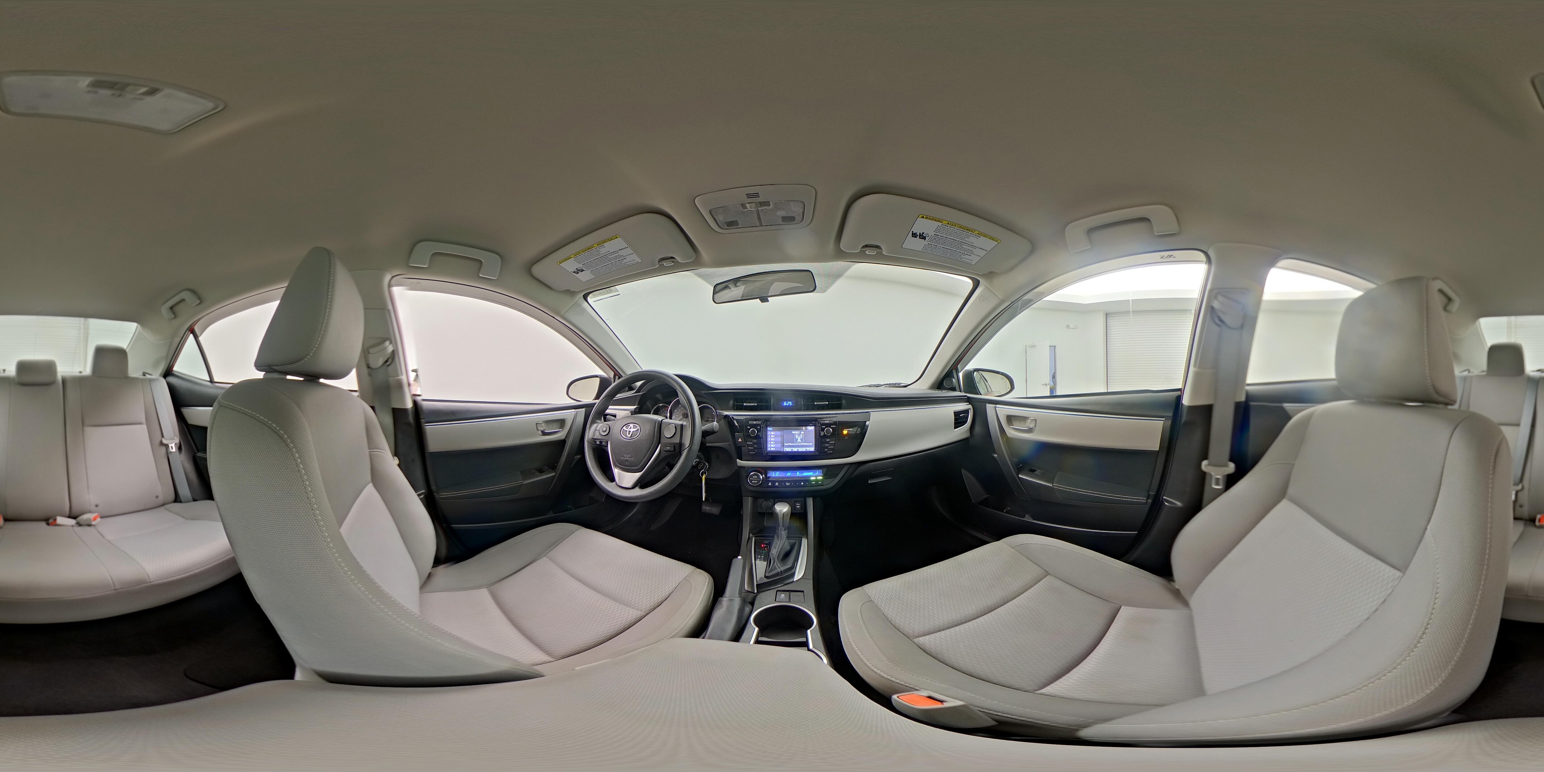2014 Toyota Corolla LE - Photo 24