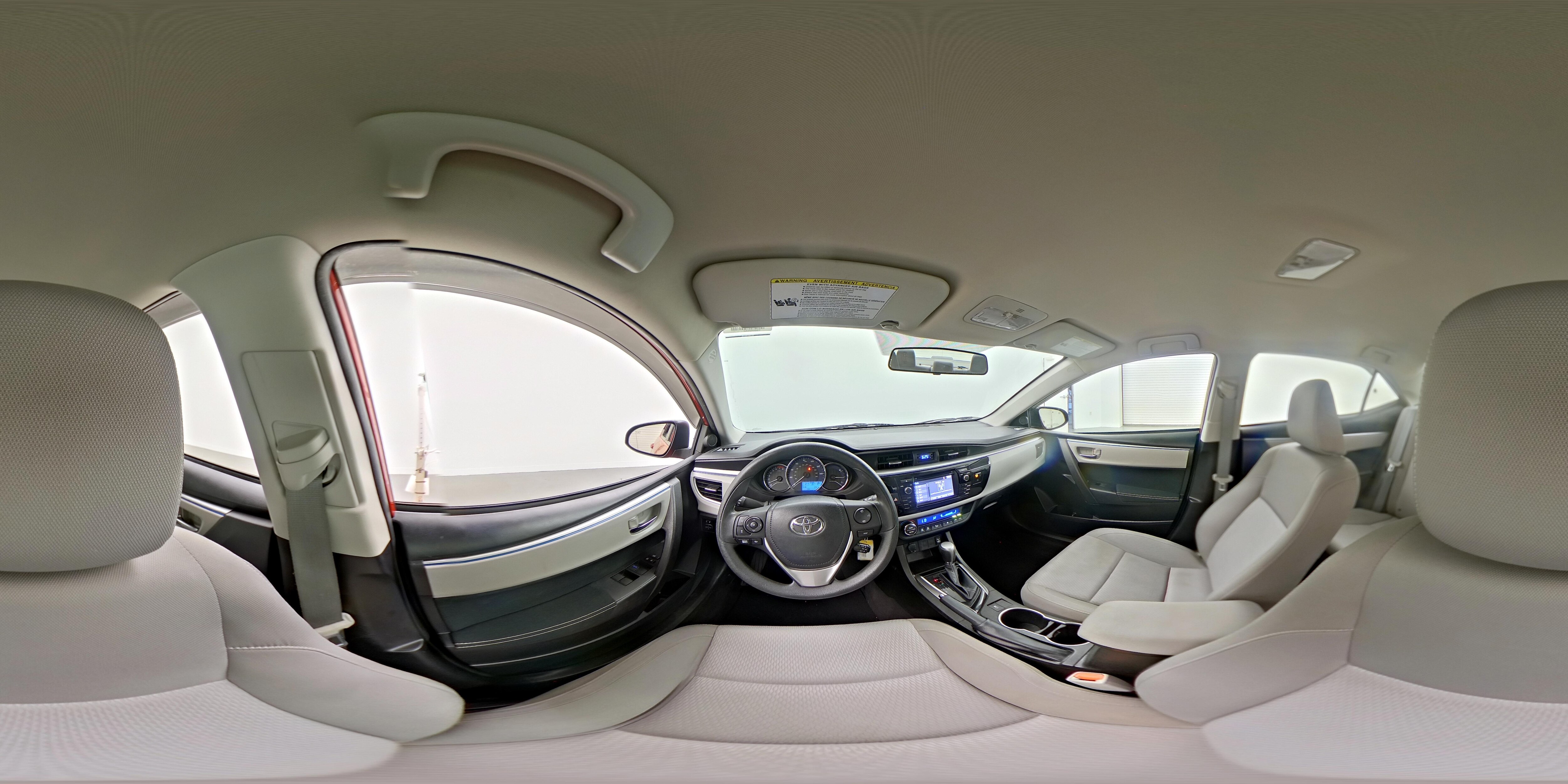 2014 Toyota Corolla LE - Photo 26