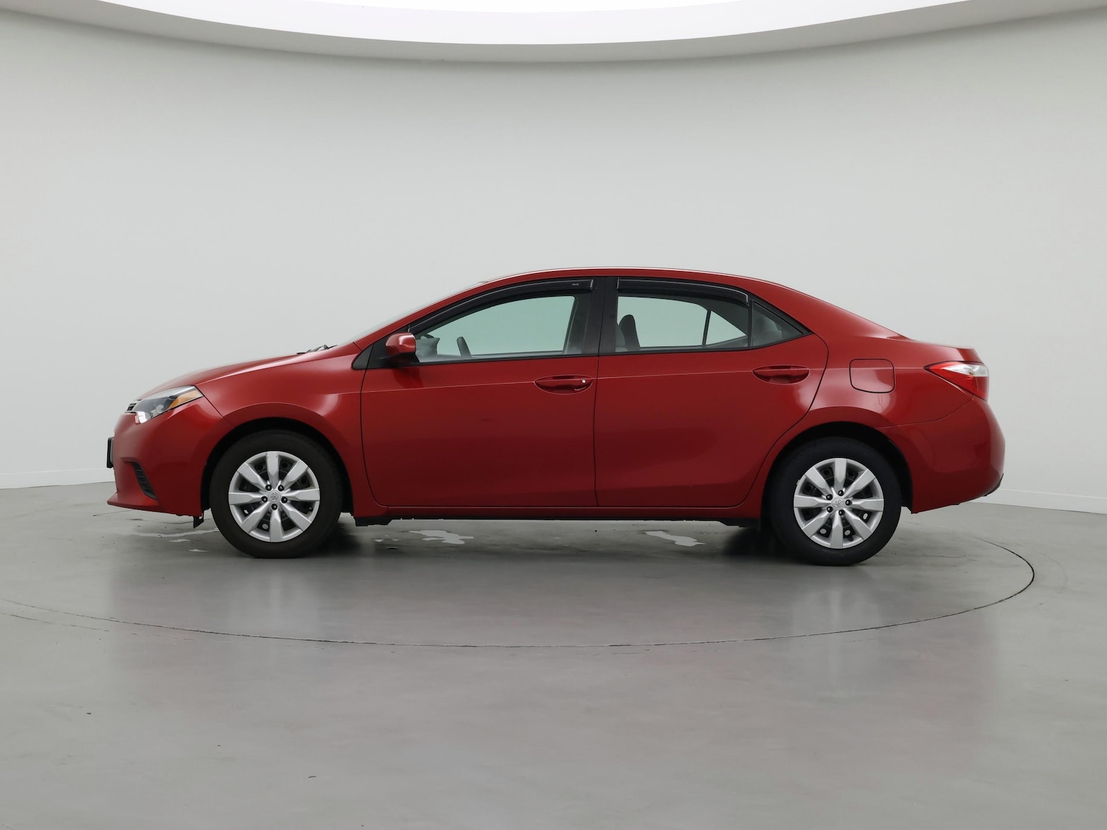 2014 Toyota Corolla LE - Photo 4