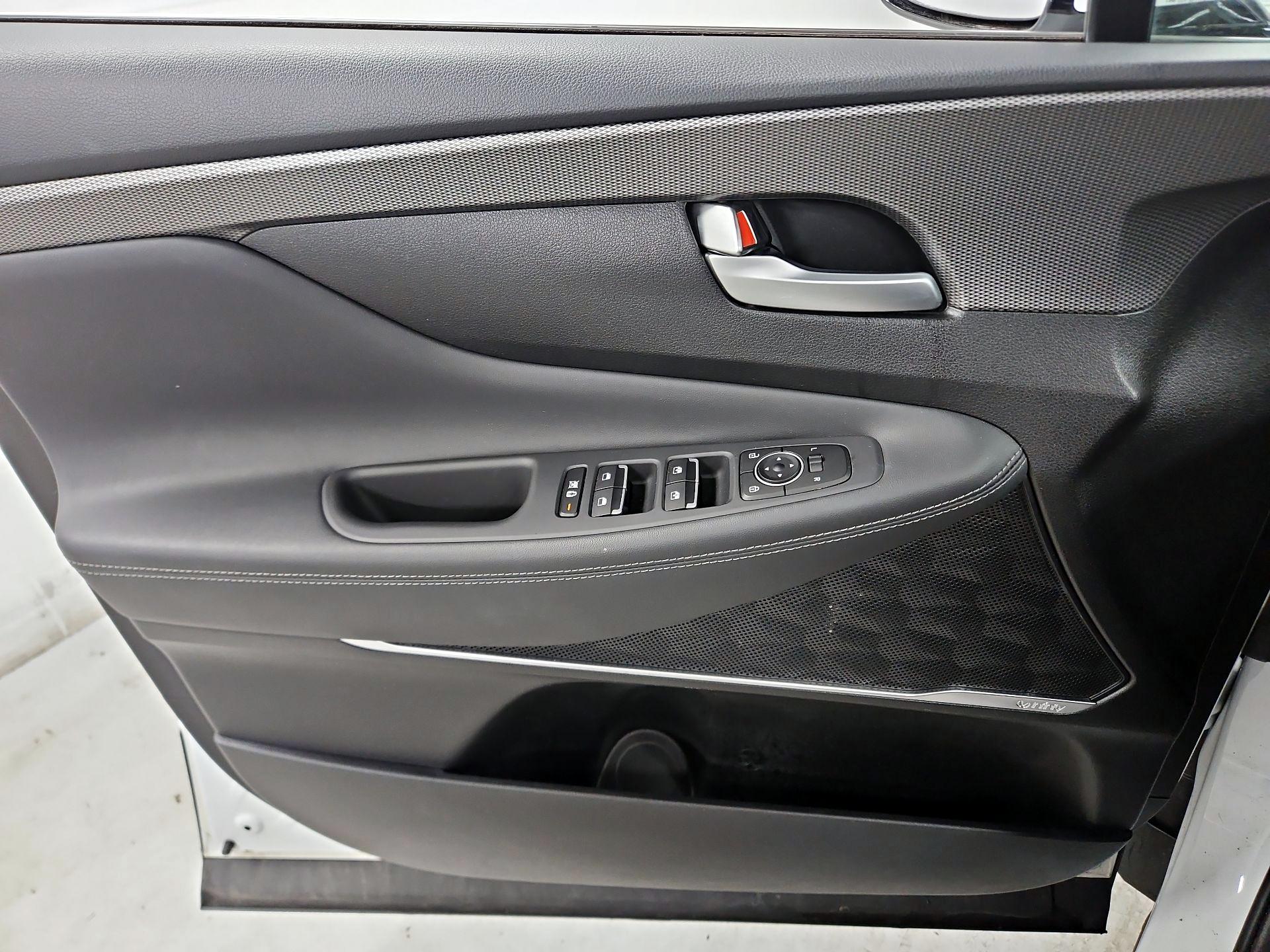 Thumbnail: 2019 Hyundai Santa Fe - 12