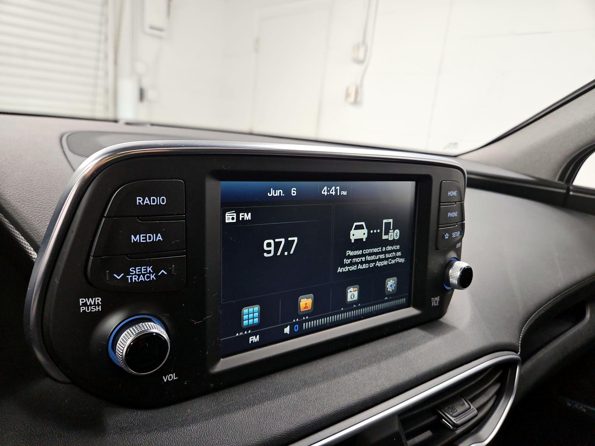 Thumbnail: 2019 Hyundai Santa Fe - 15