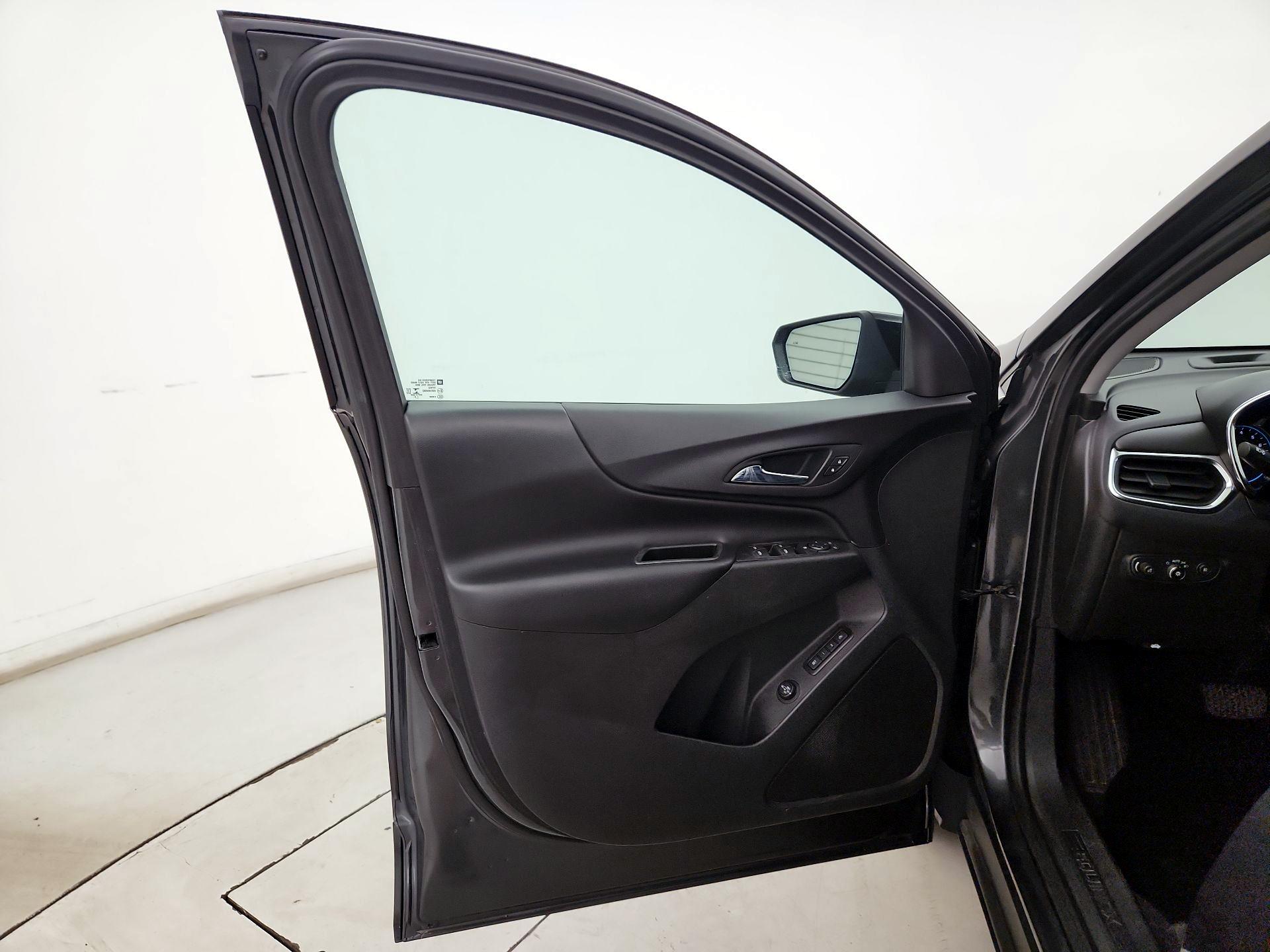 Thumbnail: 2020 Chevrolet Equinox - 12