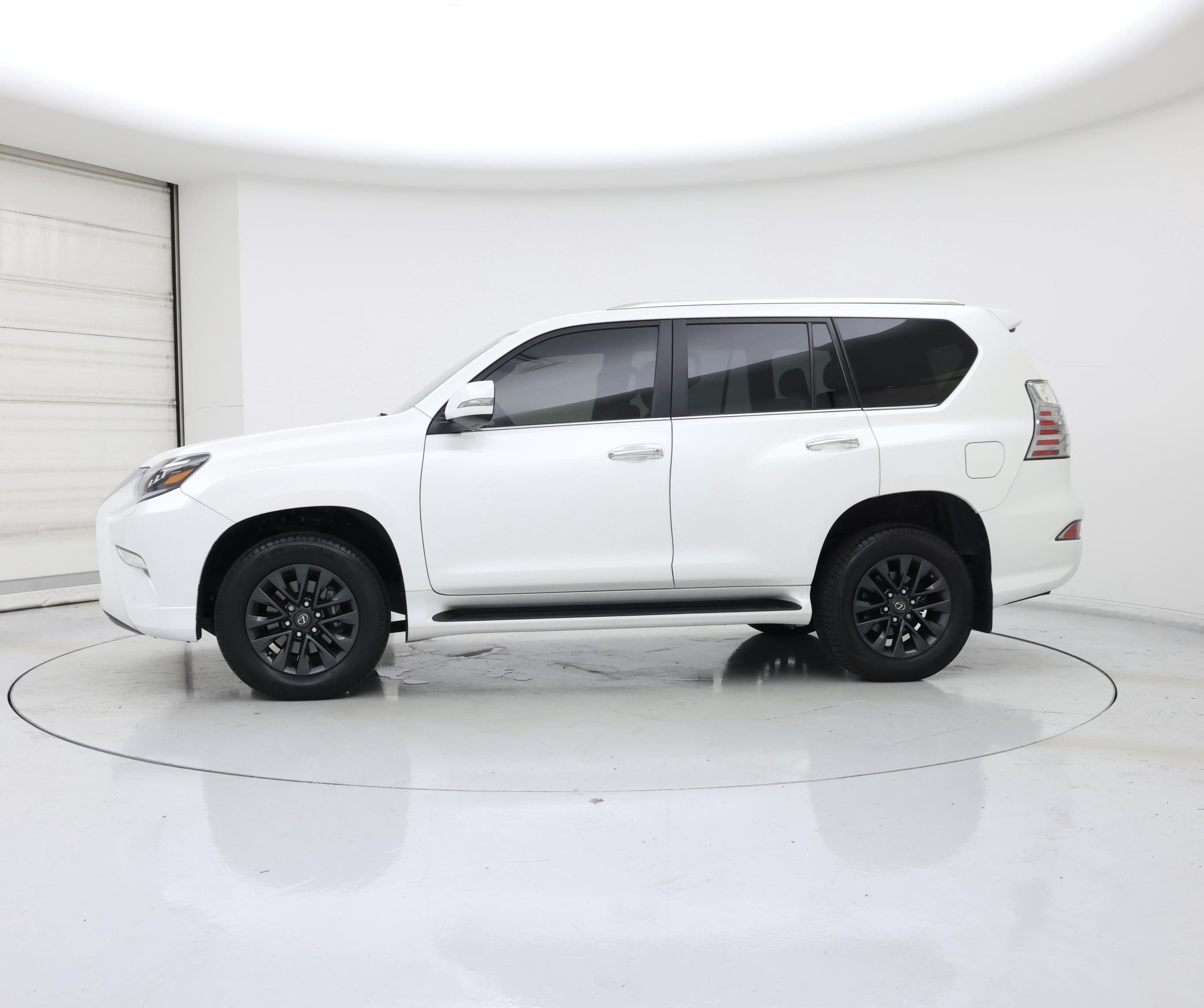 Thumbnail: 2023 Lexus GX - 3