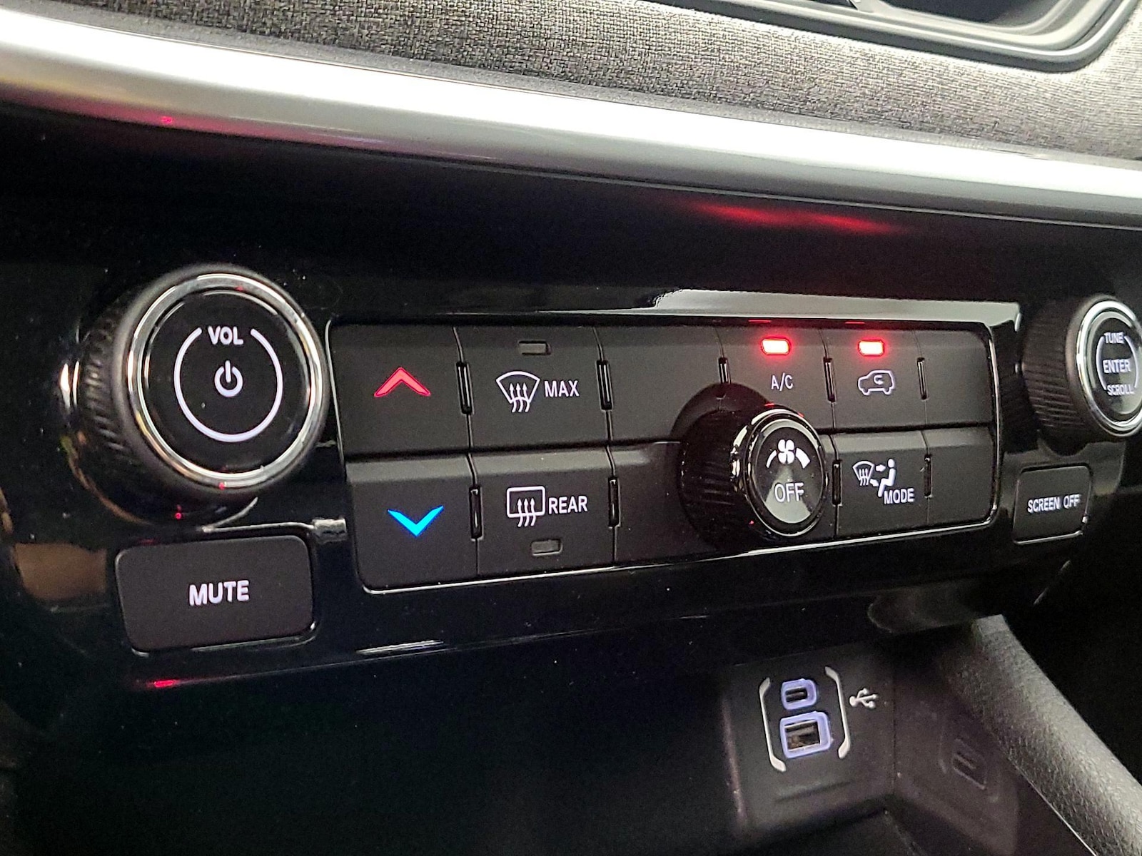 2022 Jeep Compass Latitude - Photo 17