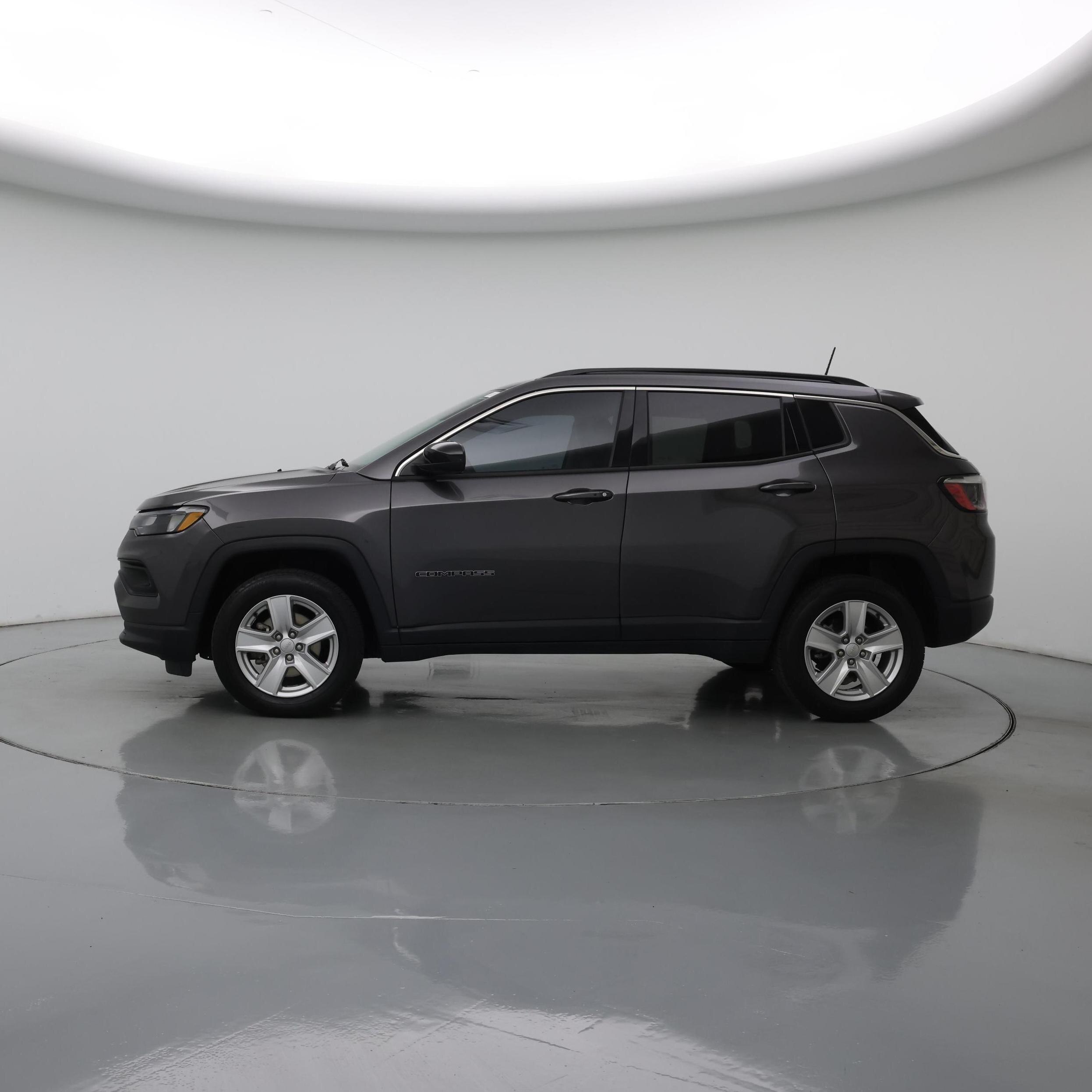 Thumbnail: 2022 Jeep Compass - 3