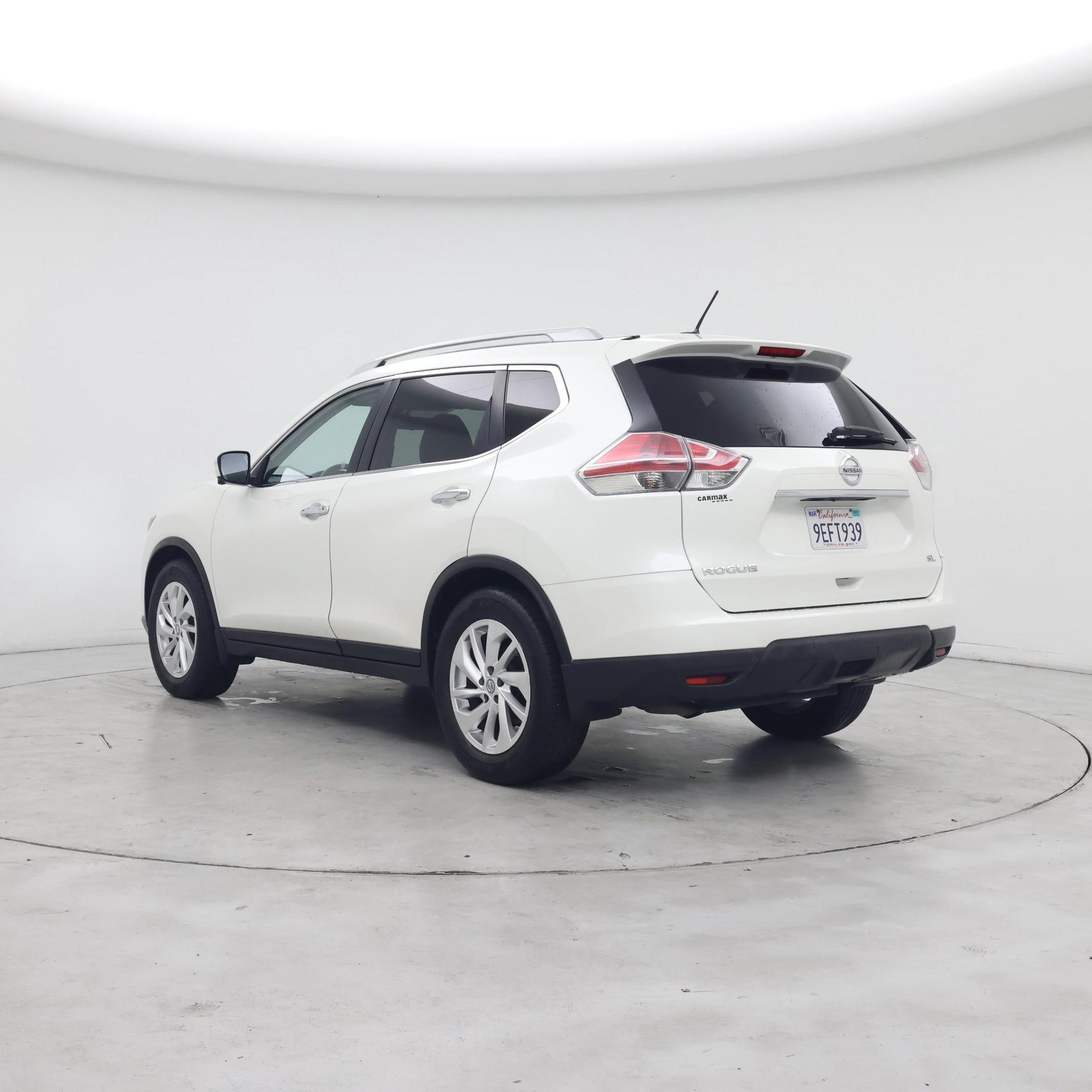 Thumbnail: 2015 Nissan Rogue - 2