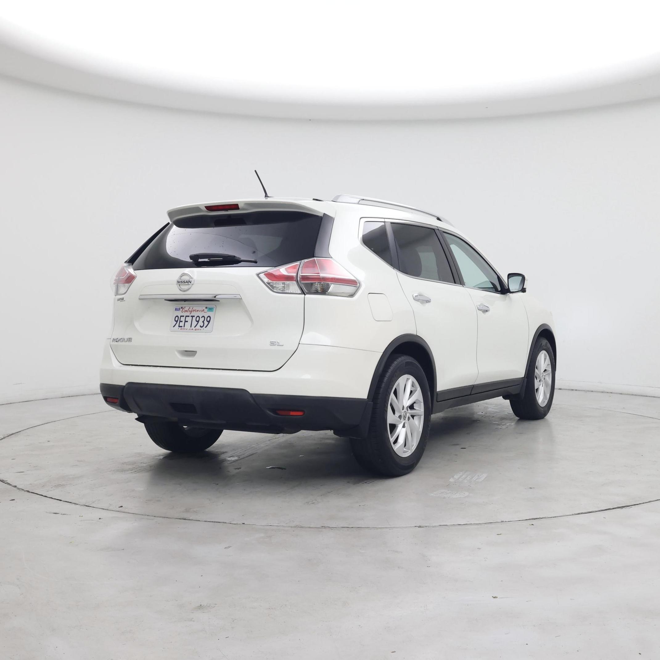 Thumbnail: 2015 Nissan Rogue - 8
