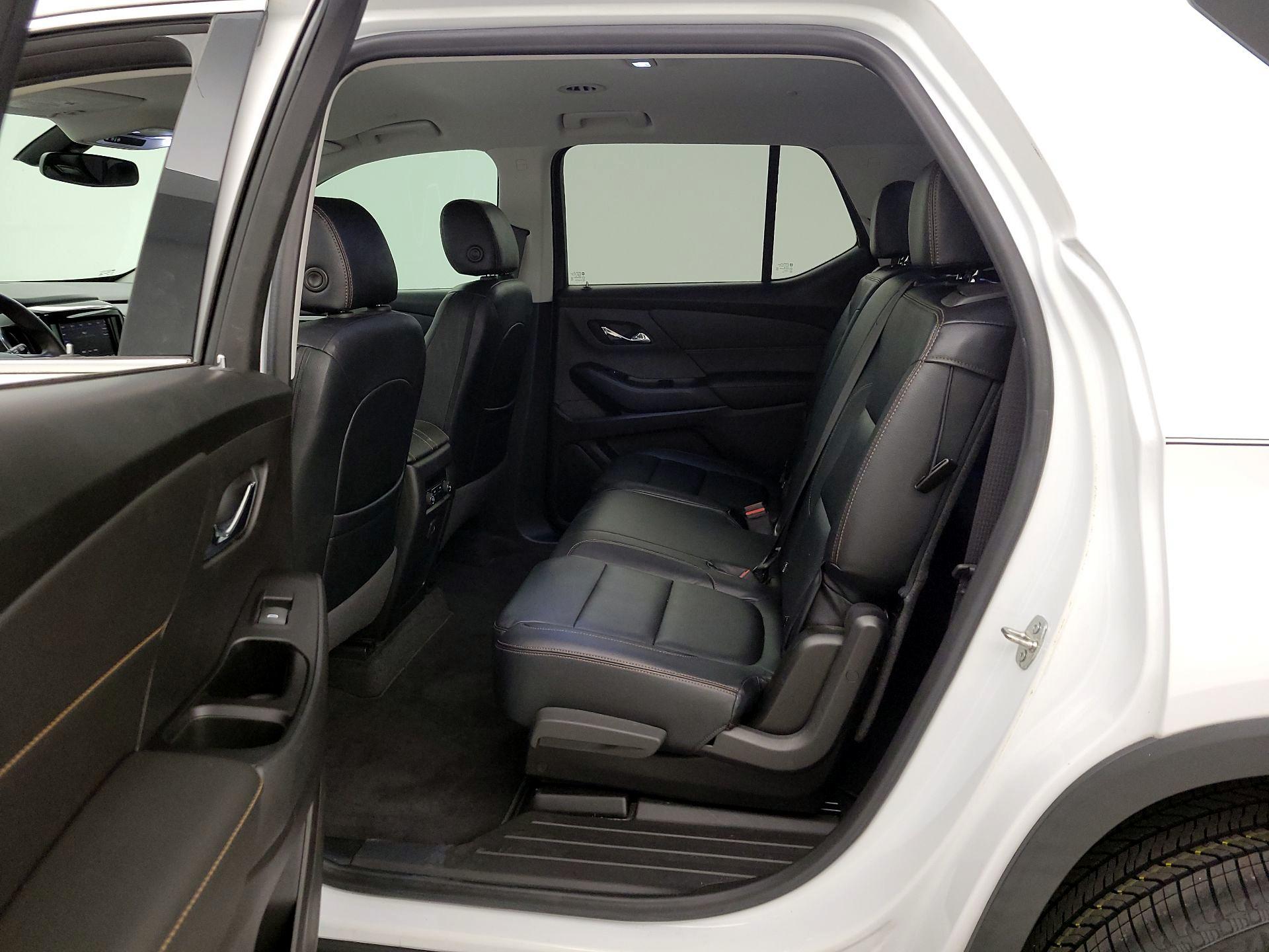 Thumbnail: 2020 Chevrolet Traverse - 19
