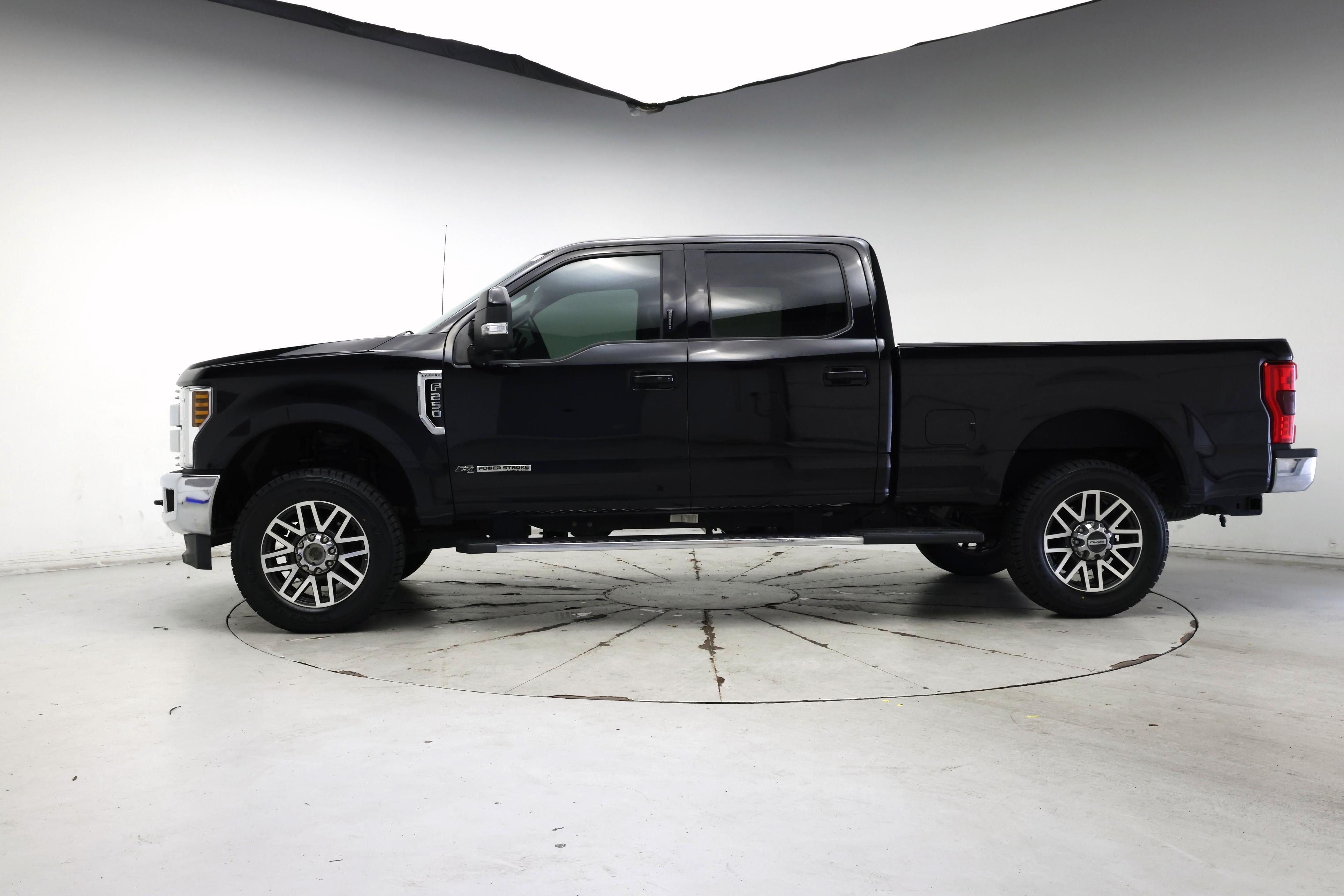 Thumbnail: 2019 Ford F-250 - 3