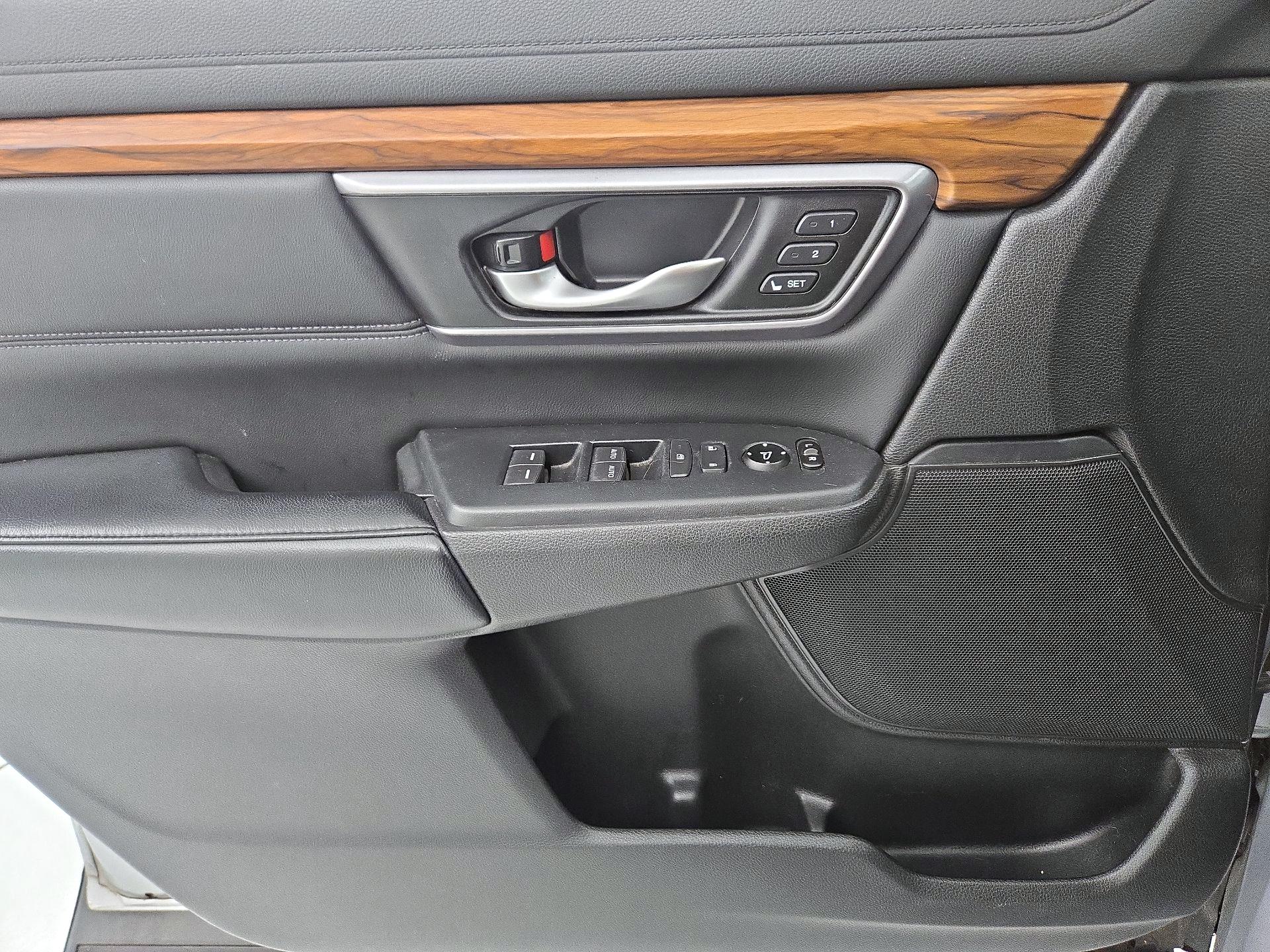 Thumbnail: 2017 Honda CR-V - 12