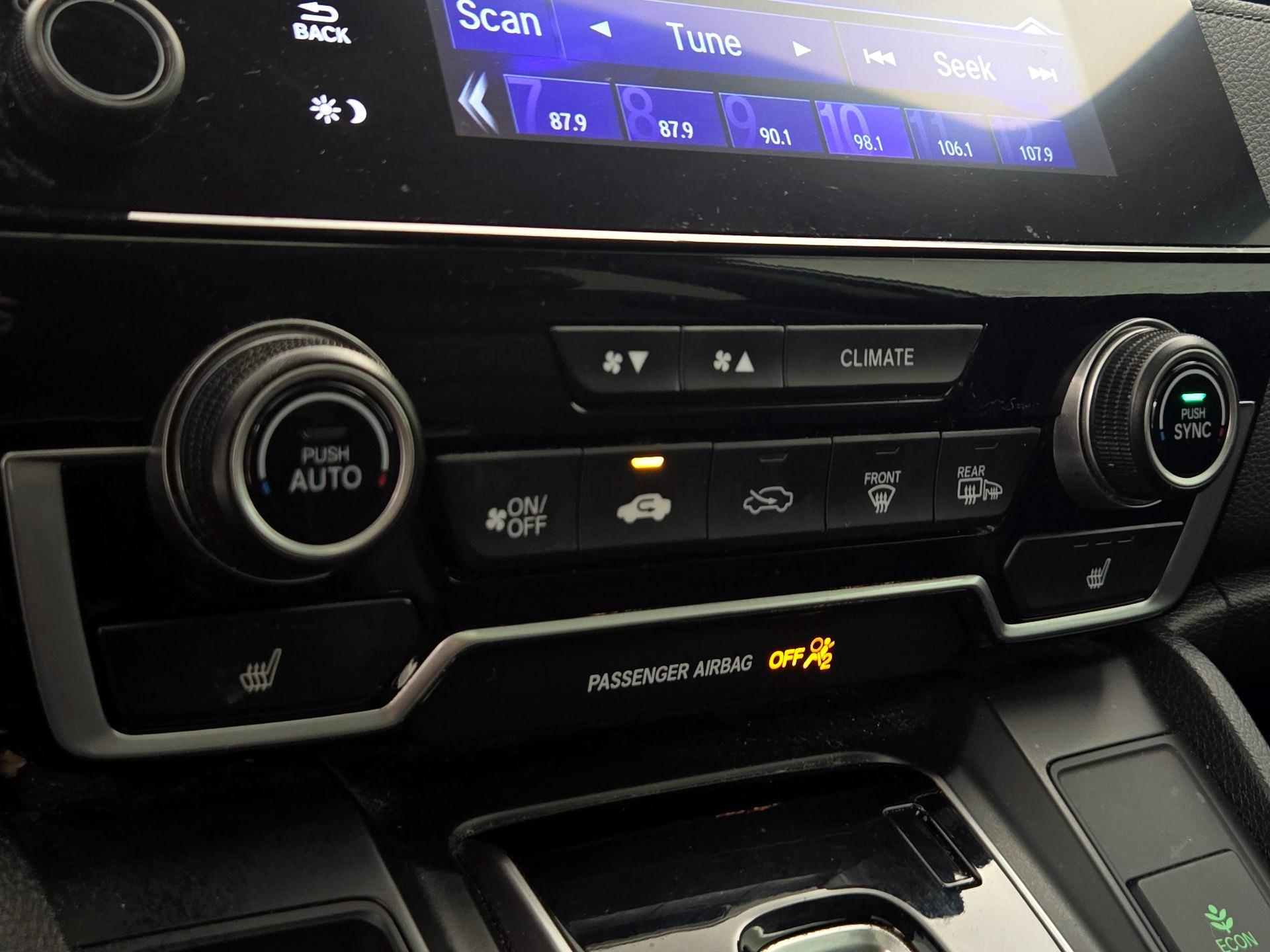 Thumbnail: 2017 Honda CR-V - 16