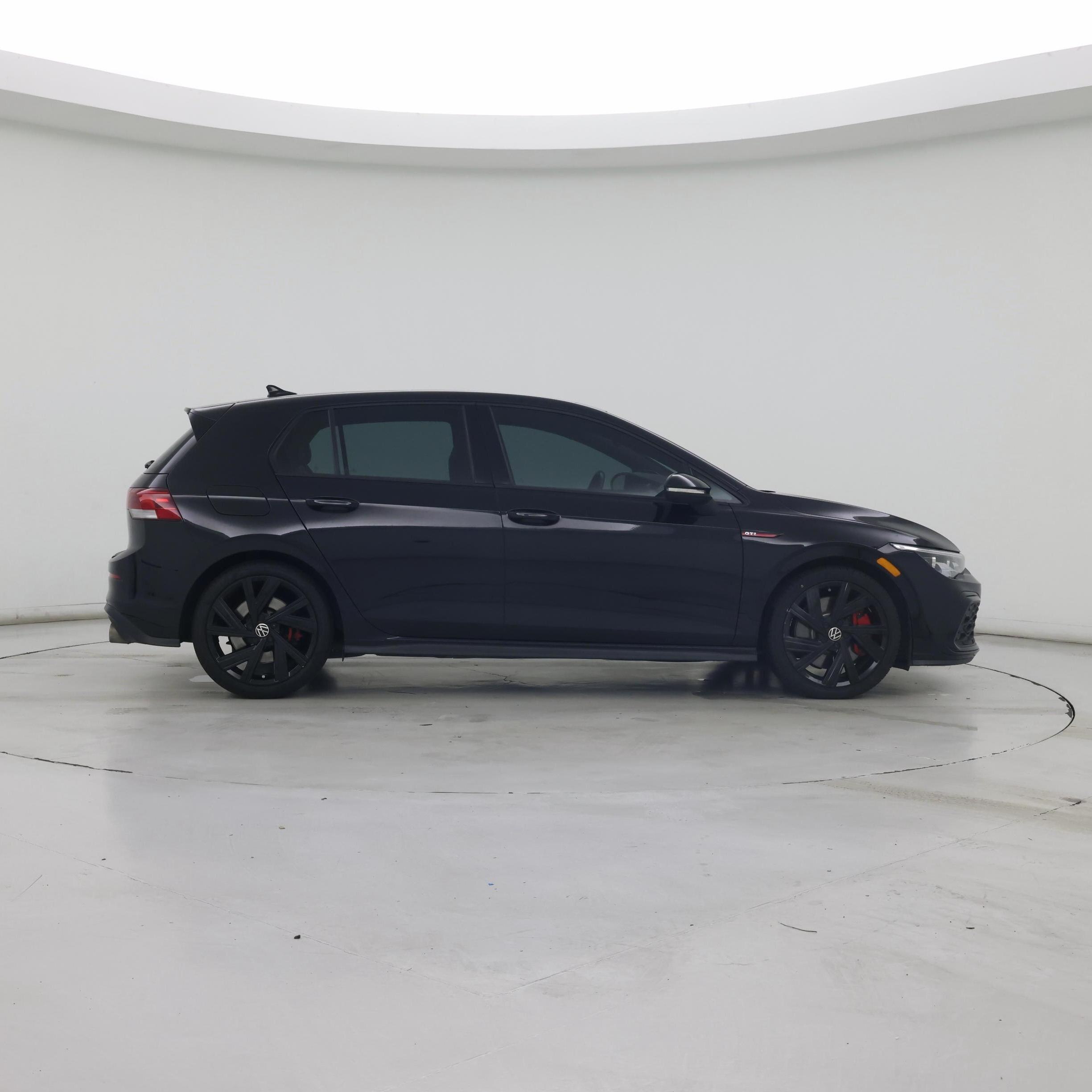 Thumbnail: 2023 Volkswagen Golf - 7
