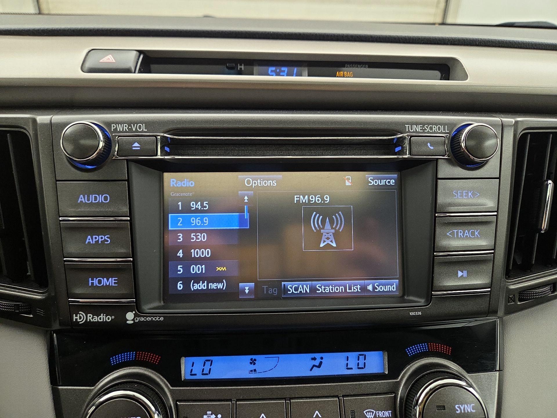 Thumbnail: 2015 Toyota RAV4 - 15