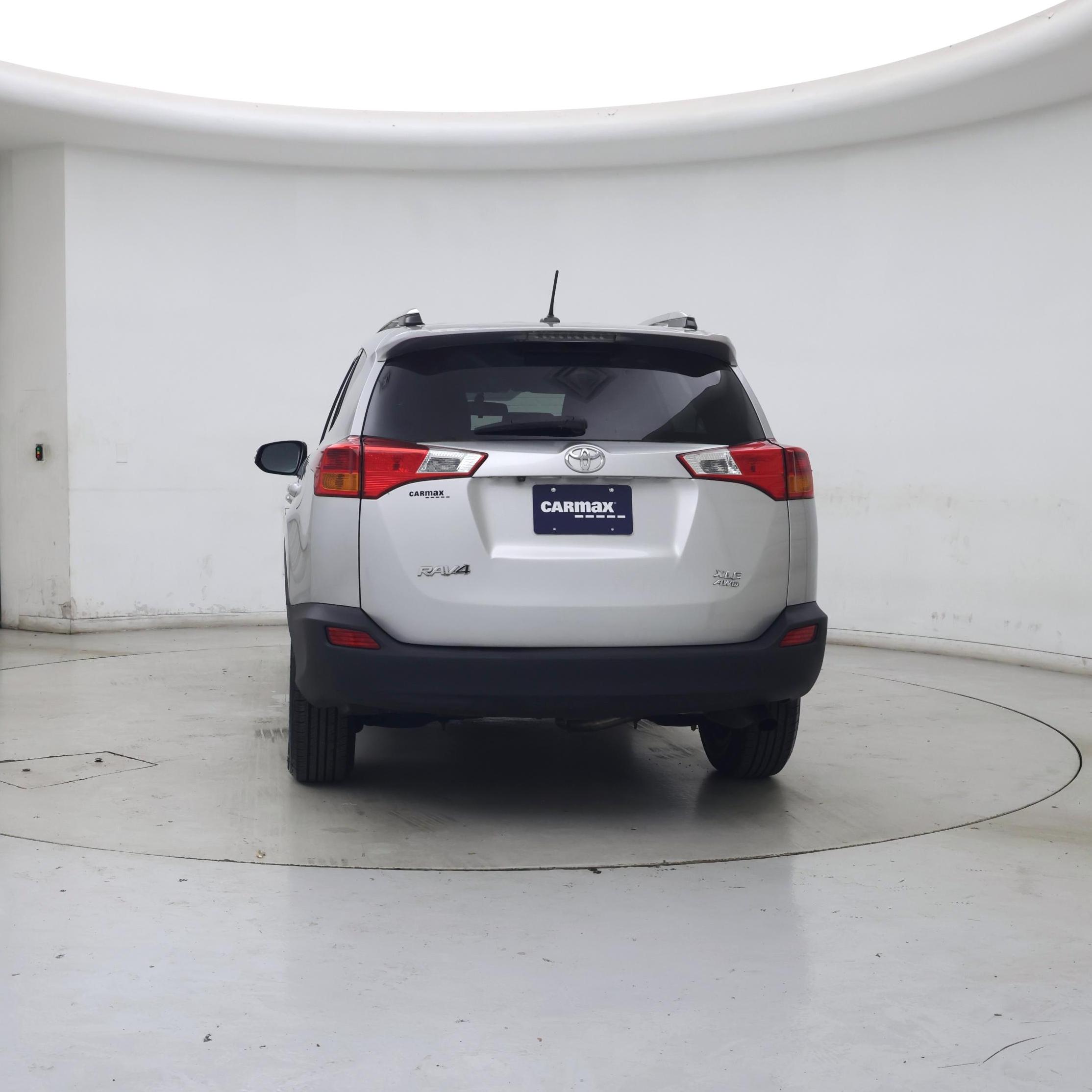 Thumbnail: 2015 Toyota RAV4 - 6