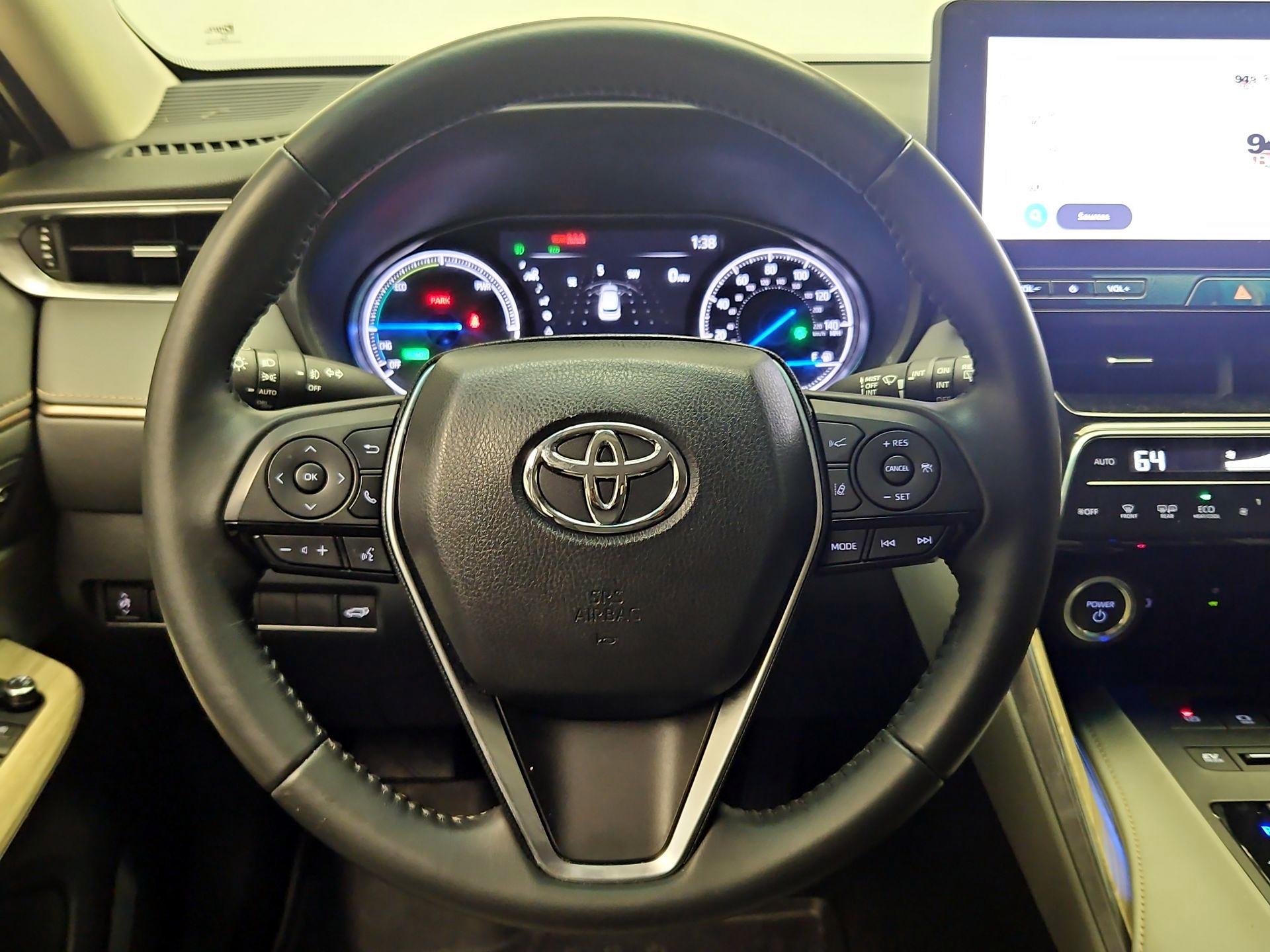 Thumbnail: 2024 Toyota Venza - 10