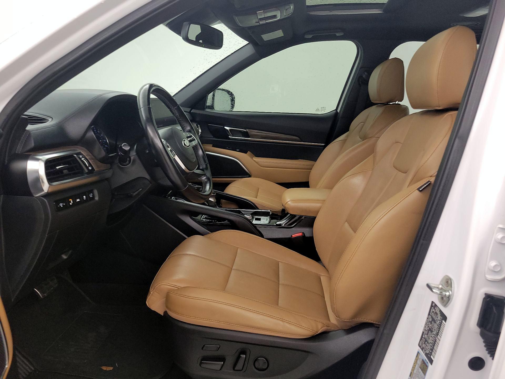 Thumbnail: 2021 Kia Telluride - 11