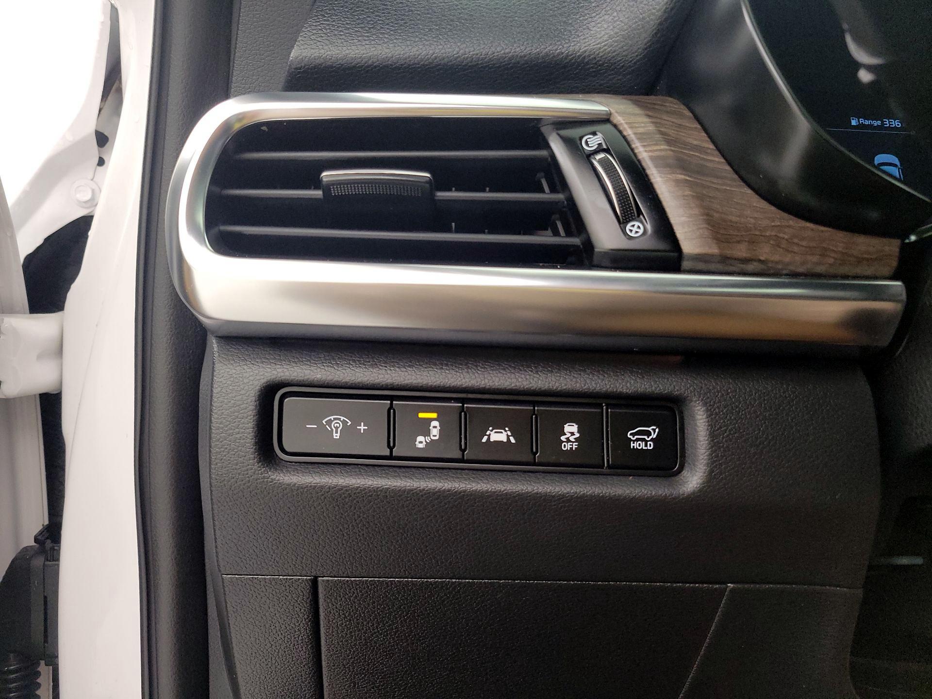 Thumbnail: 2021 Kia Telluride - 13