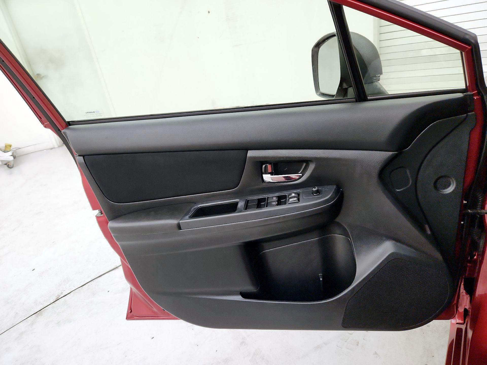 Thumbnail: 2014 Subaru Impreza - 12