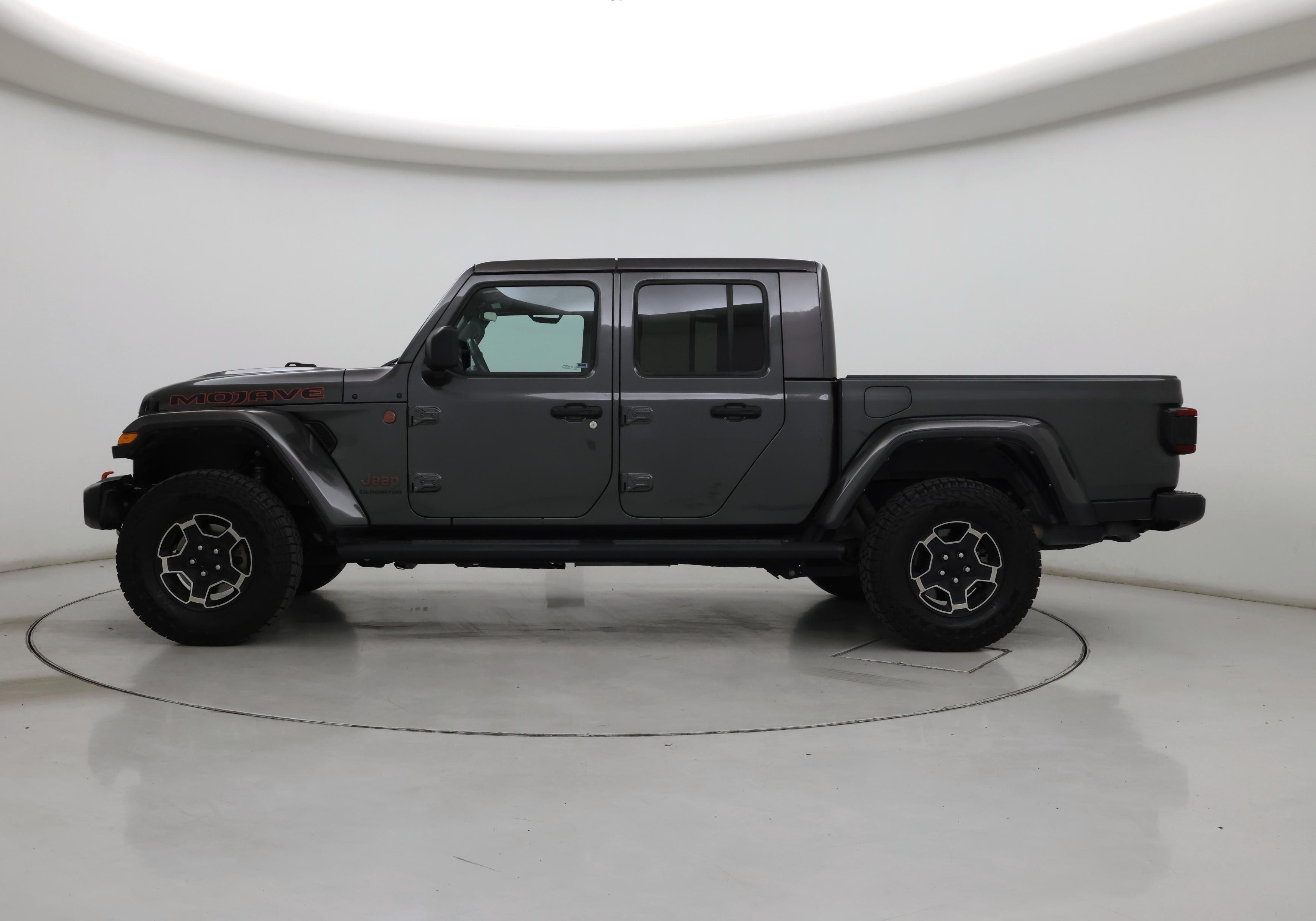 Thumbnail: 2021 Jeep Gladiator - 3