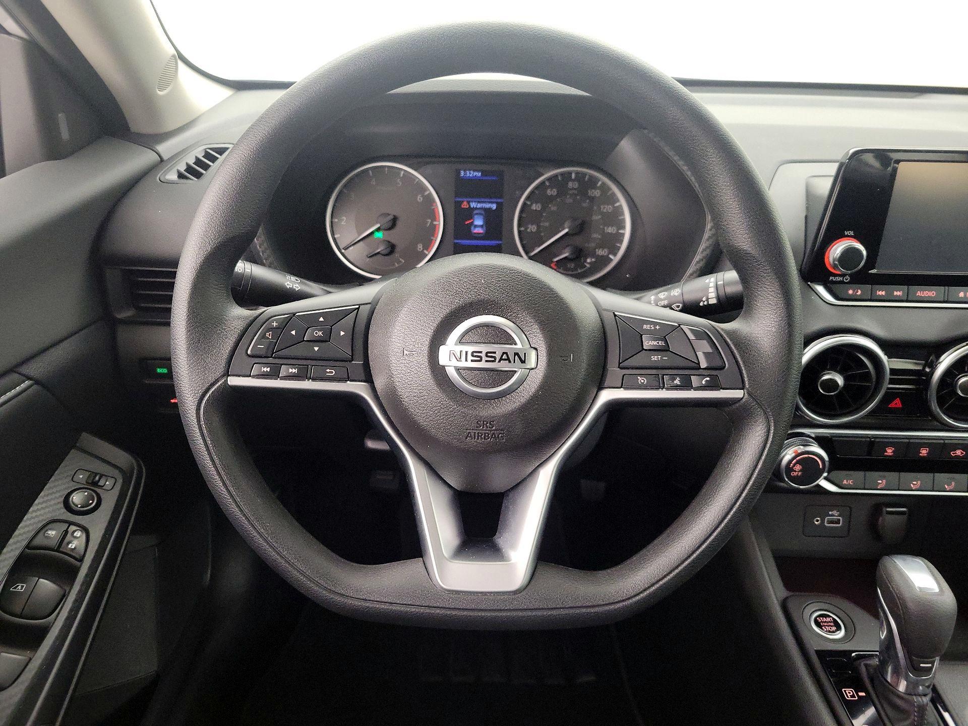 Thumbnail: 2022 Nissan Sentra - 10