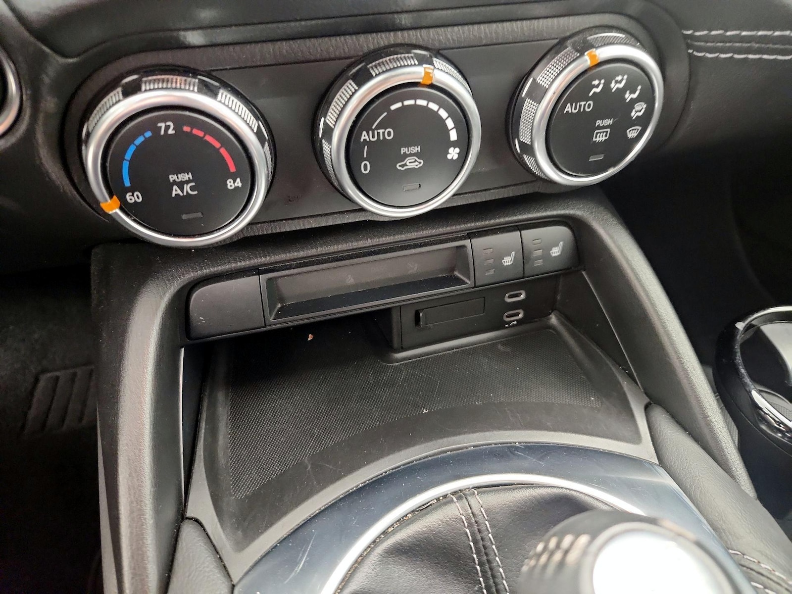 2024 Mazda MX-5 Miata Grand Touring - Photo 18