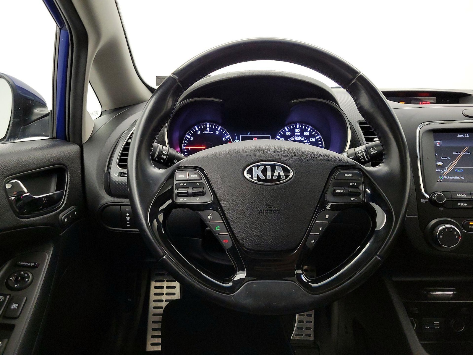 2017 Kia Forte S - Photo 11