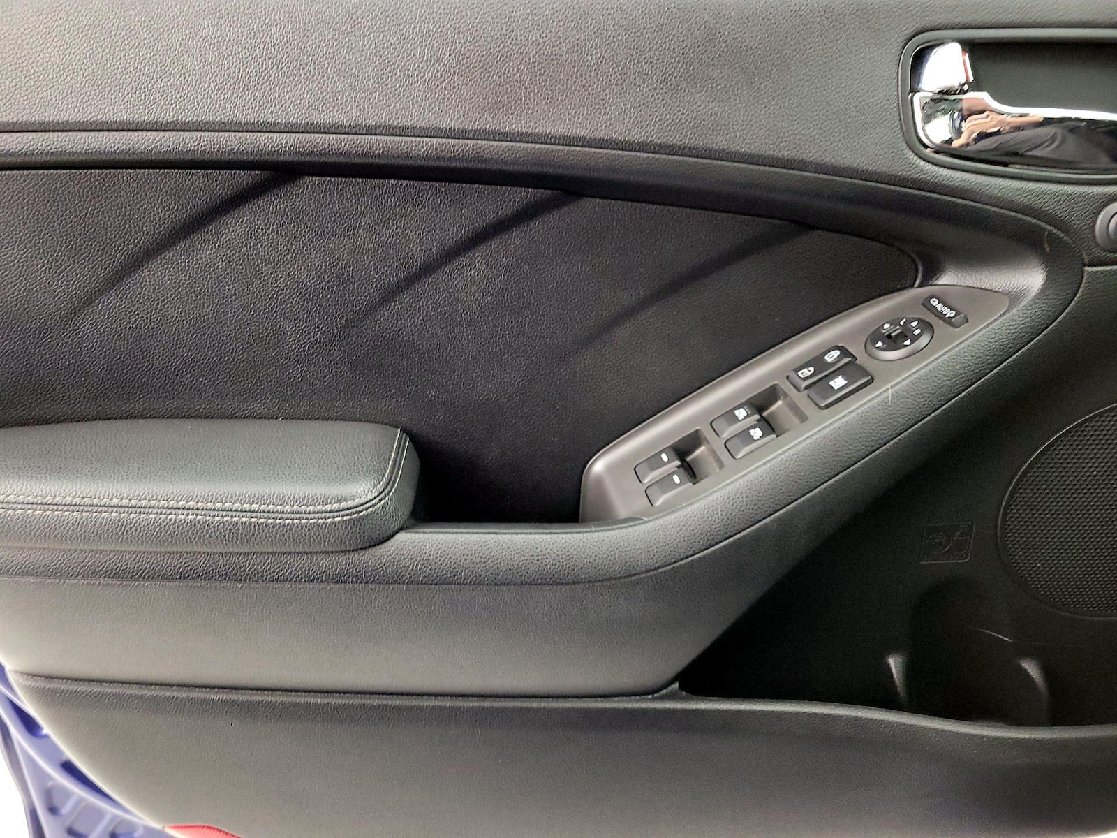 2017 Kia Forte S - Photo 13