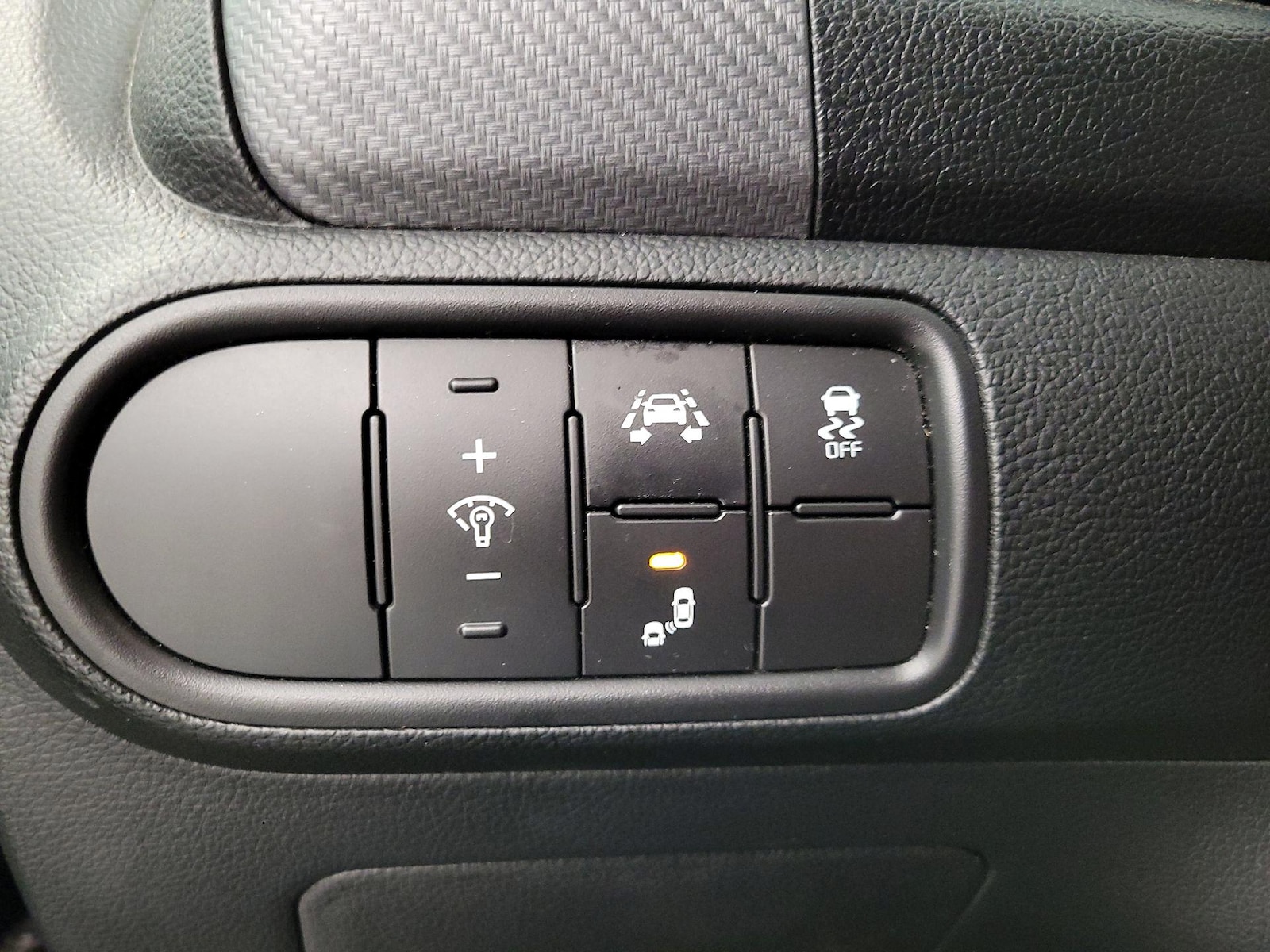 2017 Kia Forte S - Photo 14