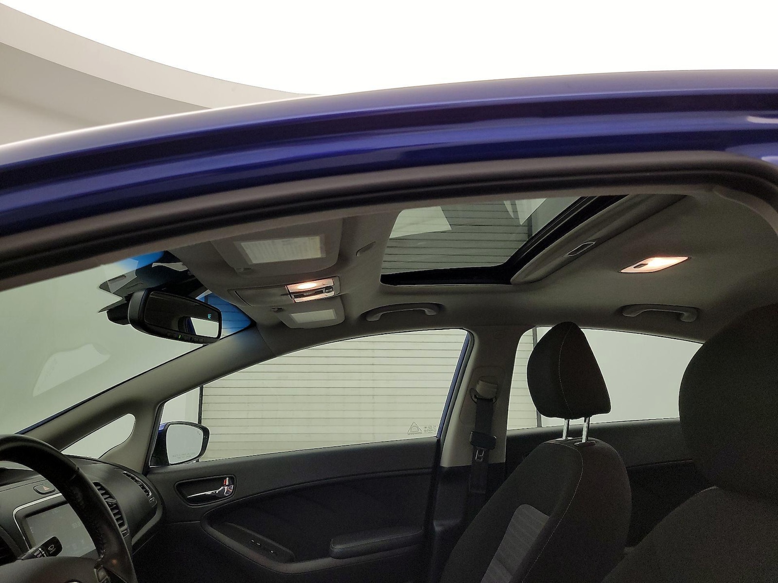 2017 Kia Forte S - Photo 21
