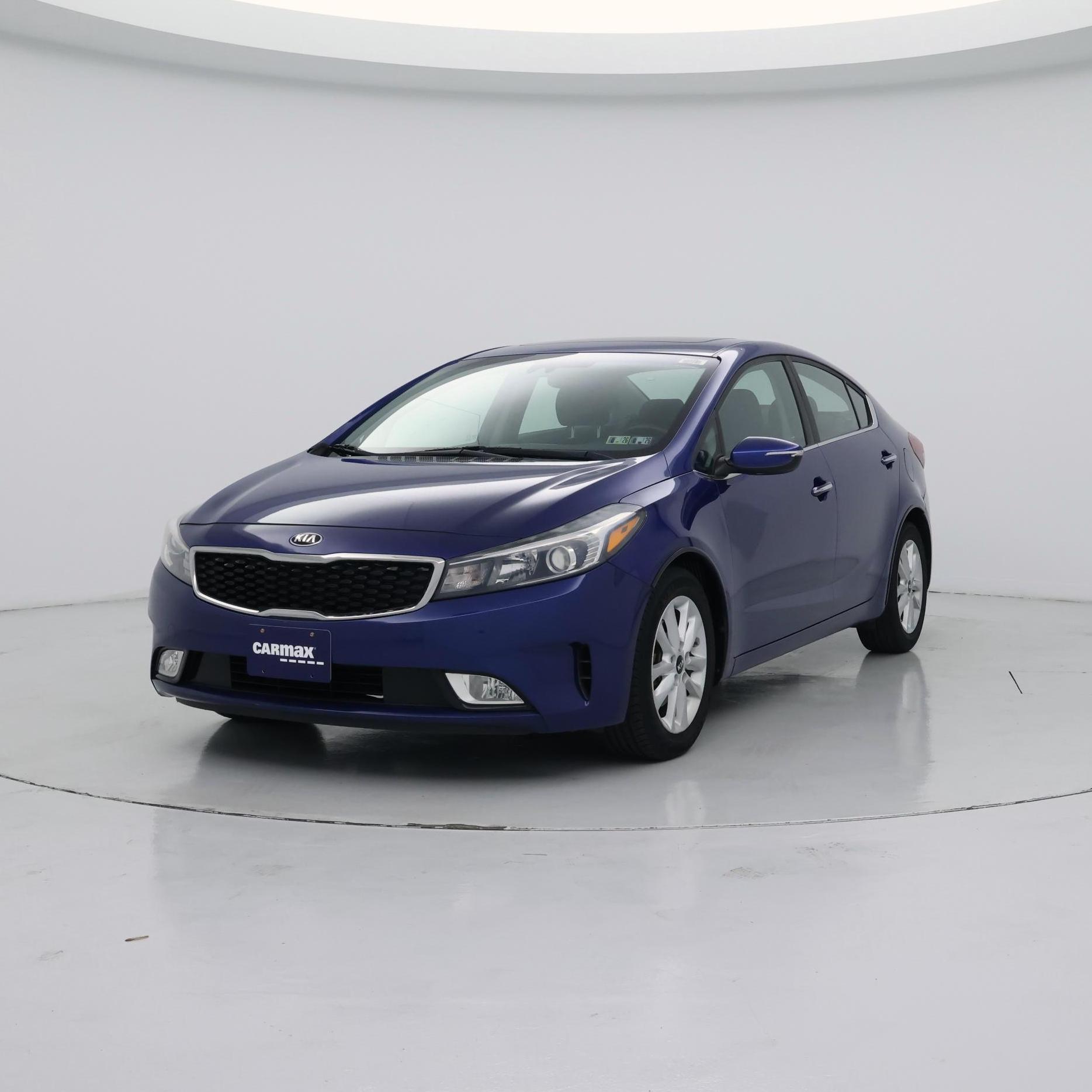 Thumbnail: 2017 Kia Forte - 4