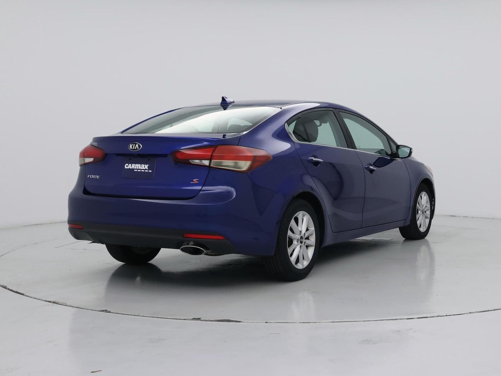 2017 Kia Forte S - Photo 9