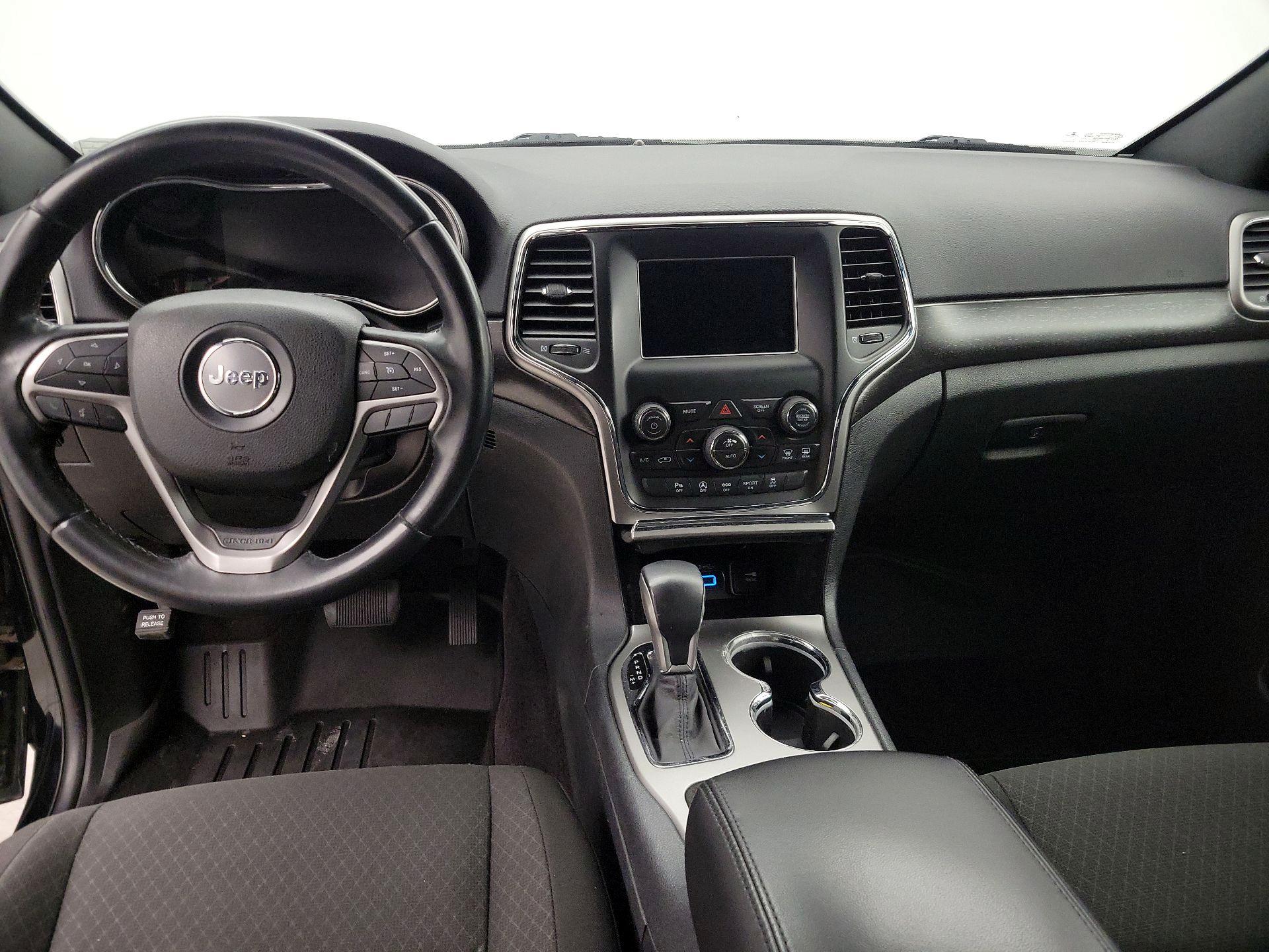 Thumbnail: 2018 Jeep Grand Cherokee - 9