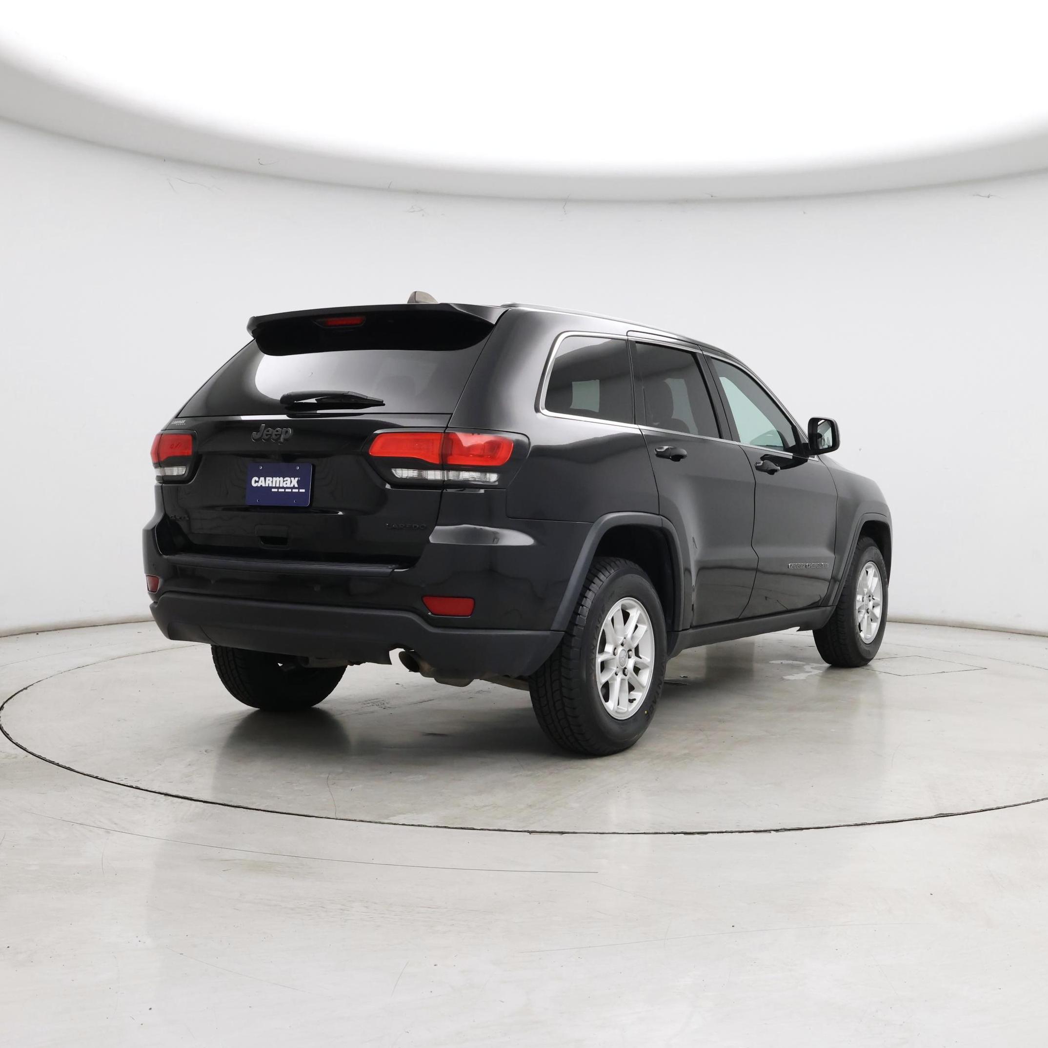 Thumbnail: 2018 Jeep Grand Cherokee - 8