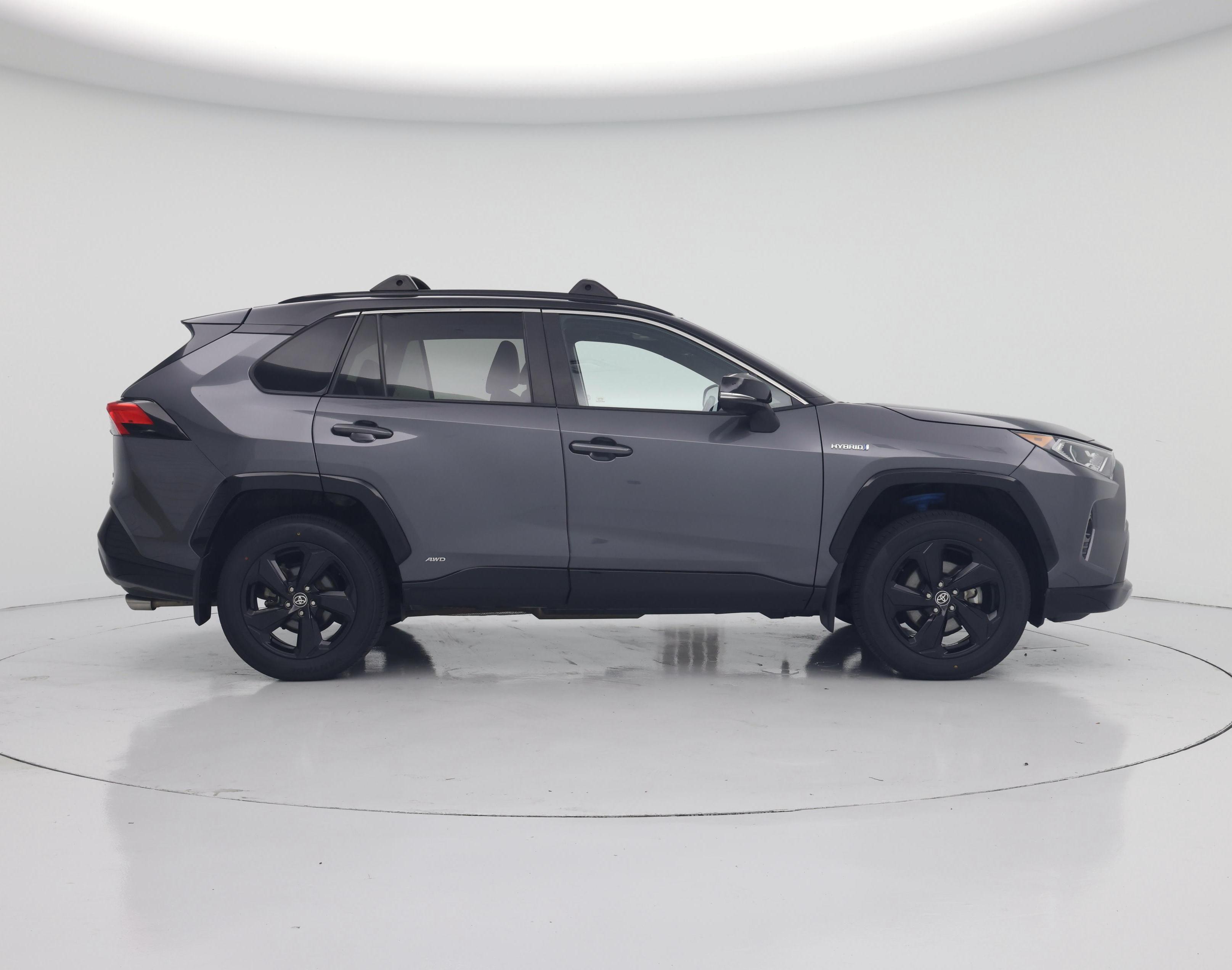 Thumbnail: 2021 Toyota RAV4 - 7