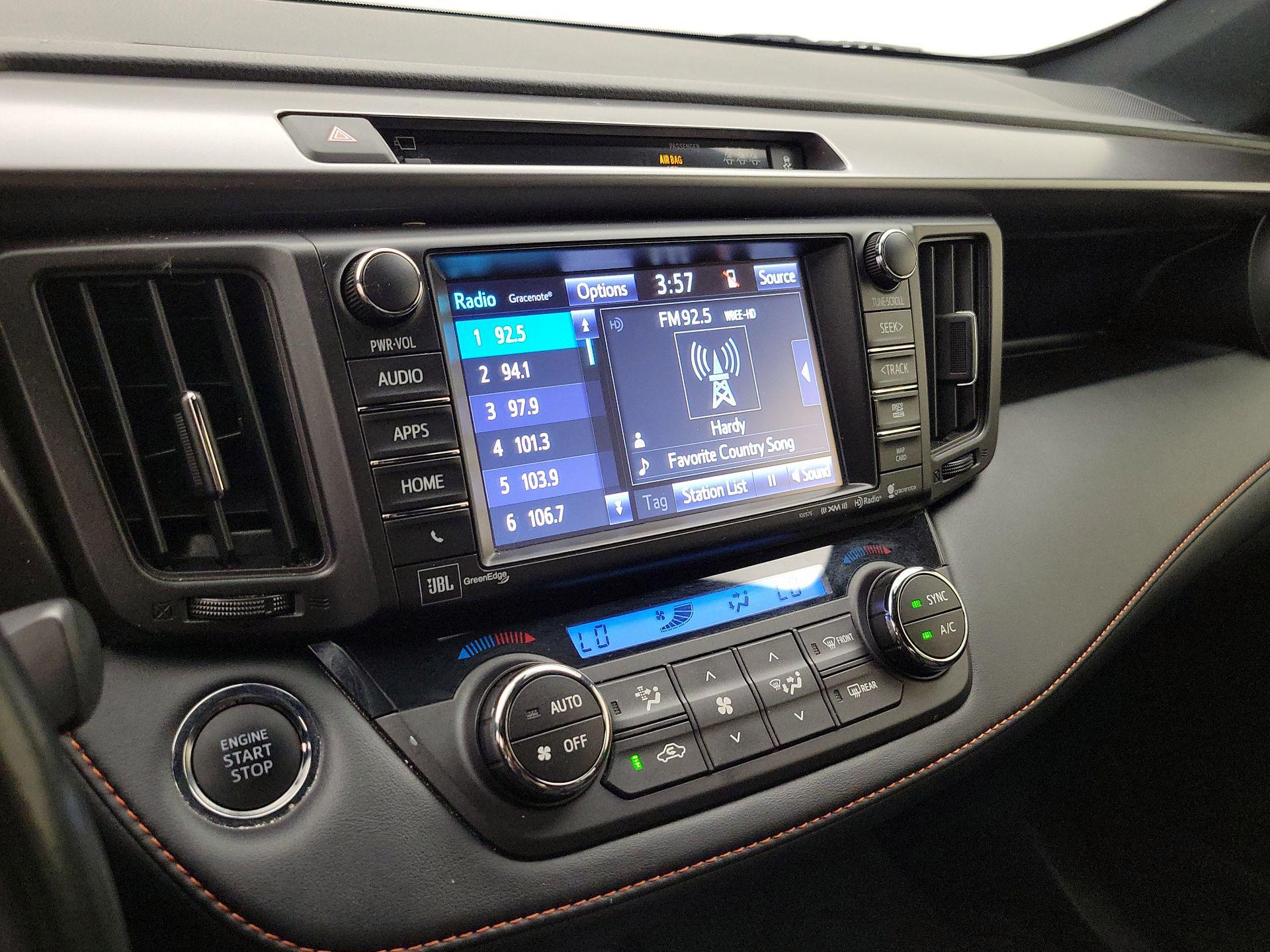 Thumbnail: 2018 Toyota RAV4 - 15