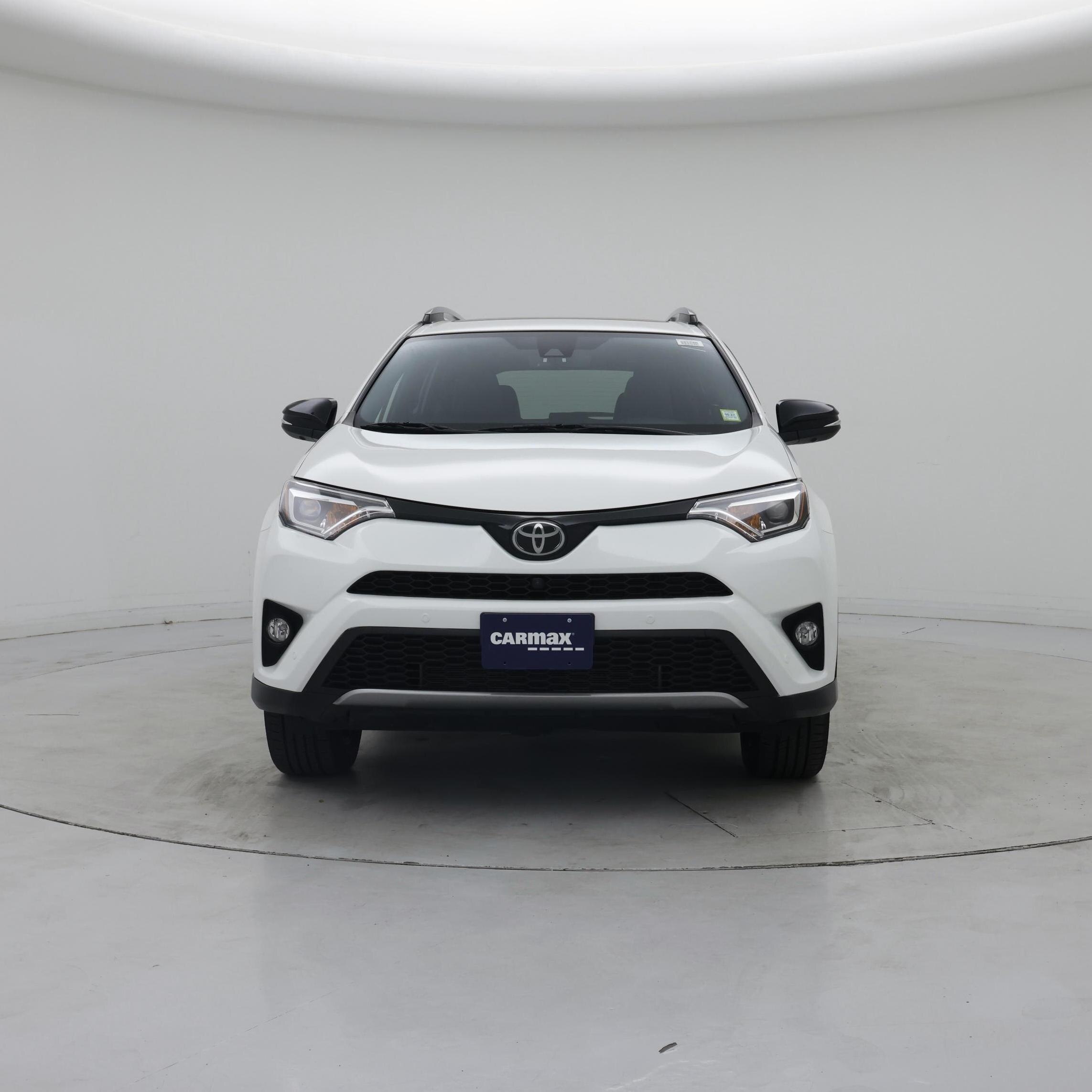 Thumbnail: 2018 Toyota RAV4 - 5