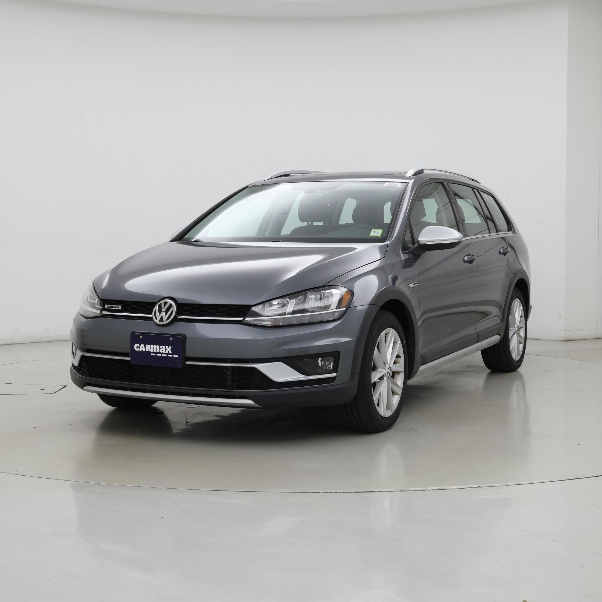 Thumbnail: 2019 Volkswagen Golf - 4