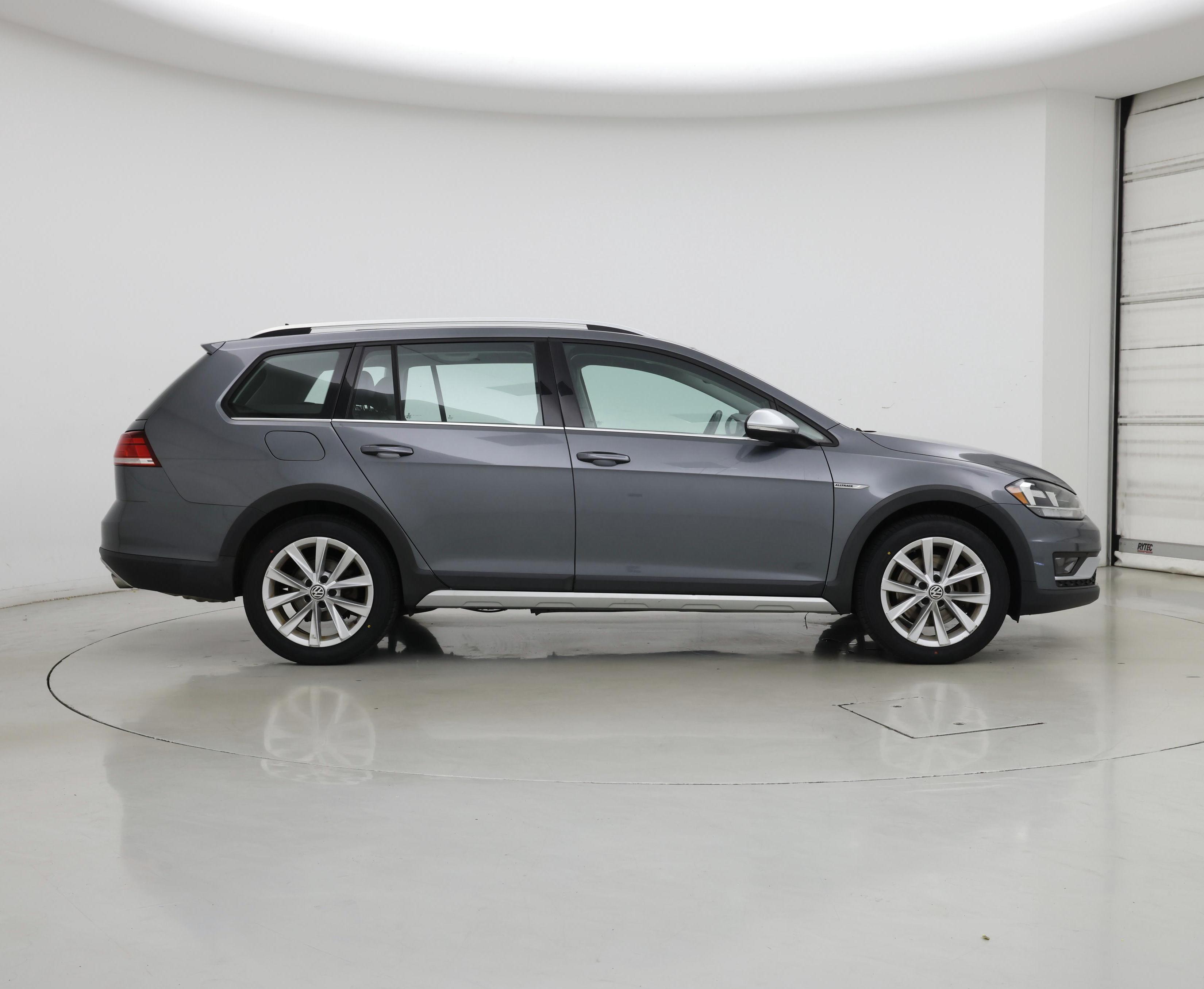 Thumbnail: 2019 Volkswagen Golf - 7