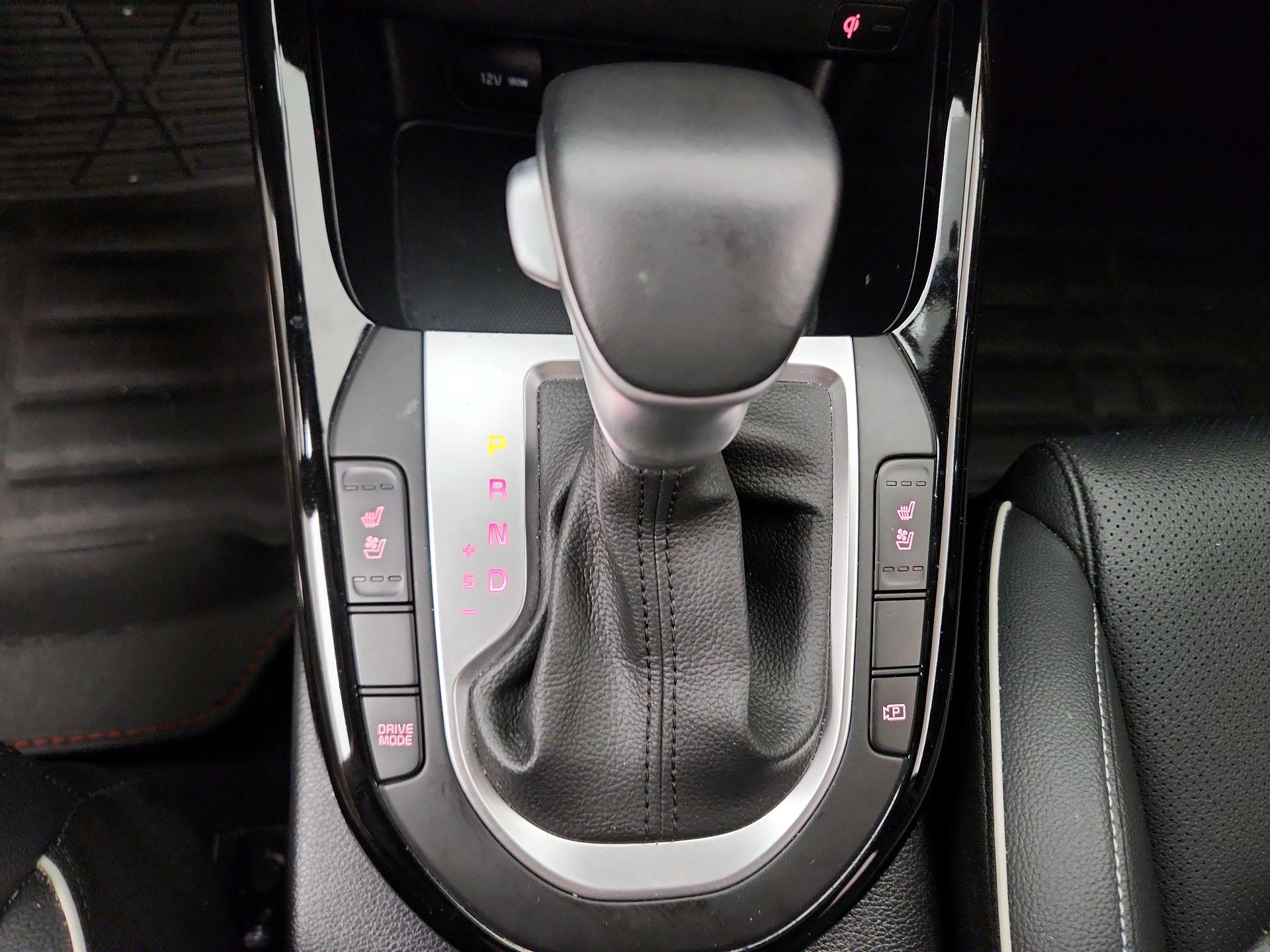 Thumbnail: 2024 Kia Forte - 16