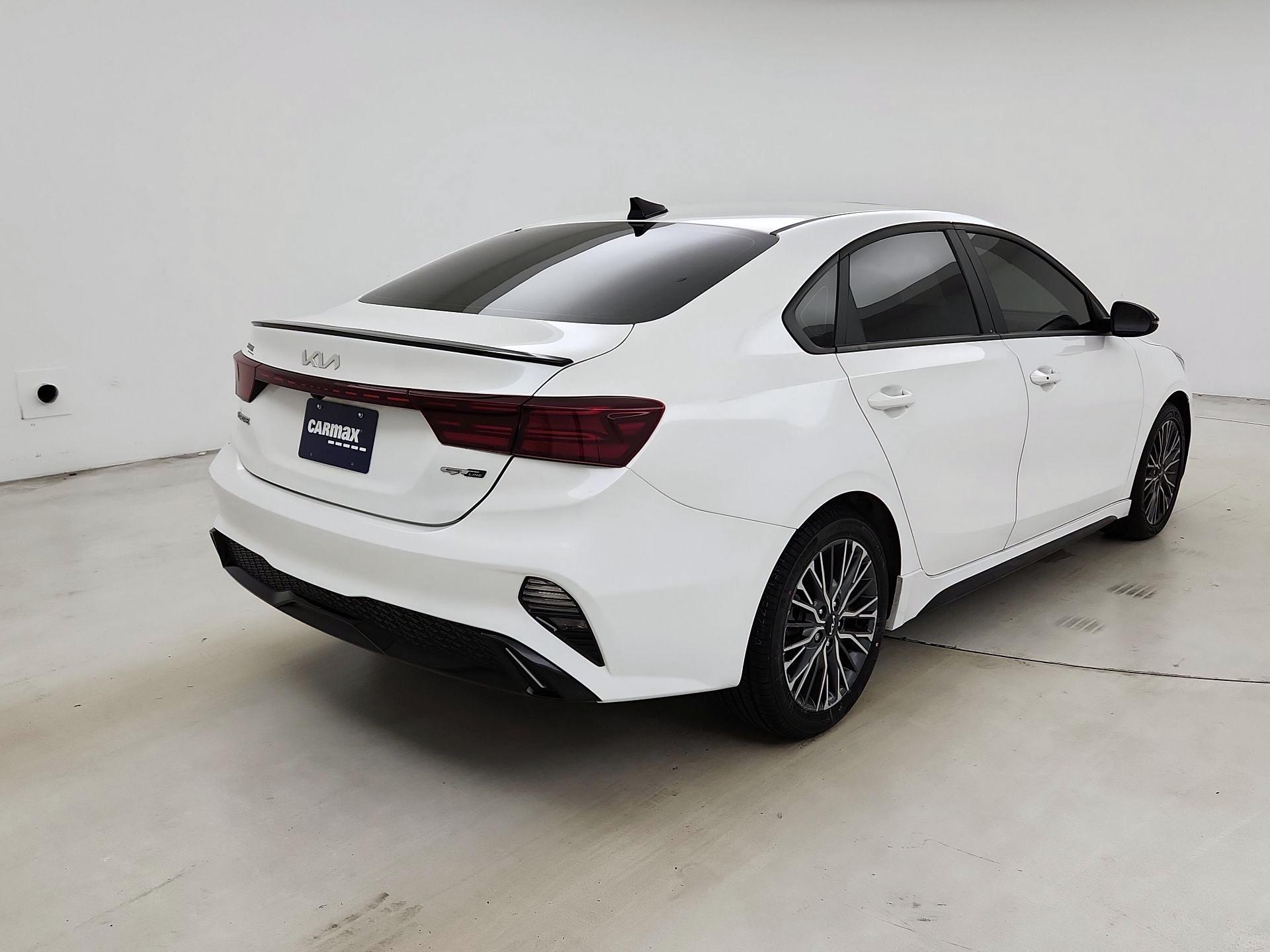 Thumbnail: 2024 Kia Forte - 5