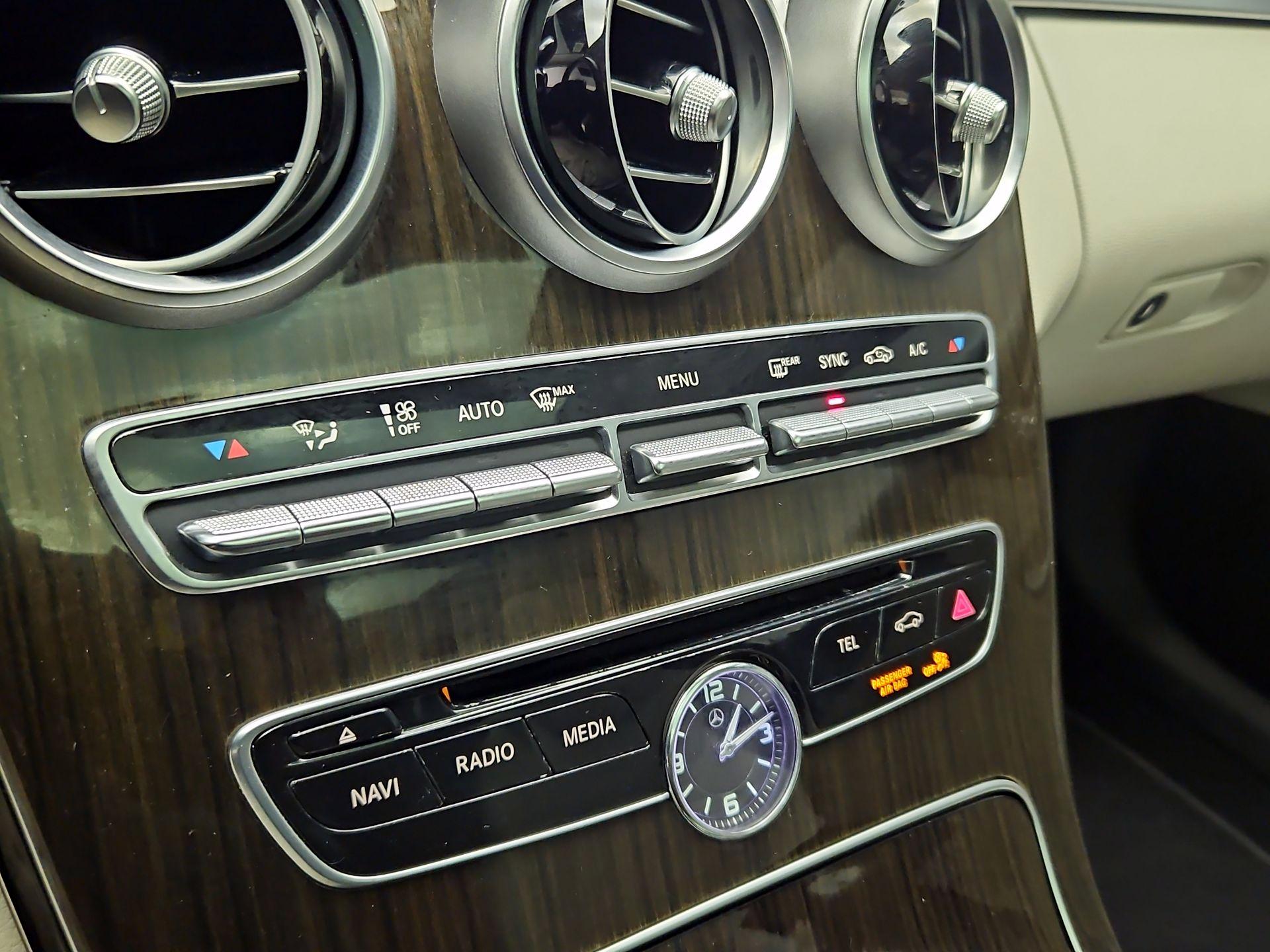 Thumbnail: 2017 Mercedes-Benz C-Class - 16