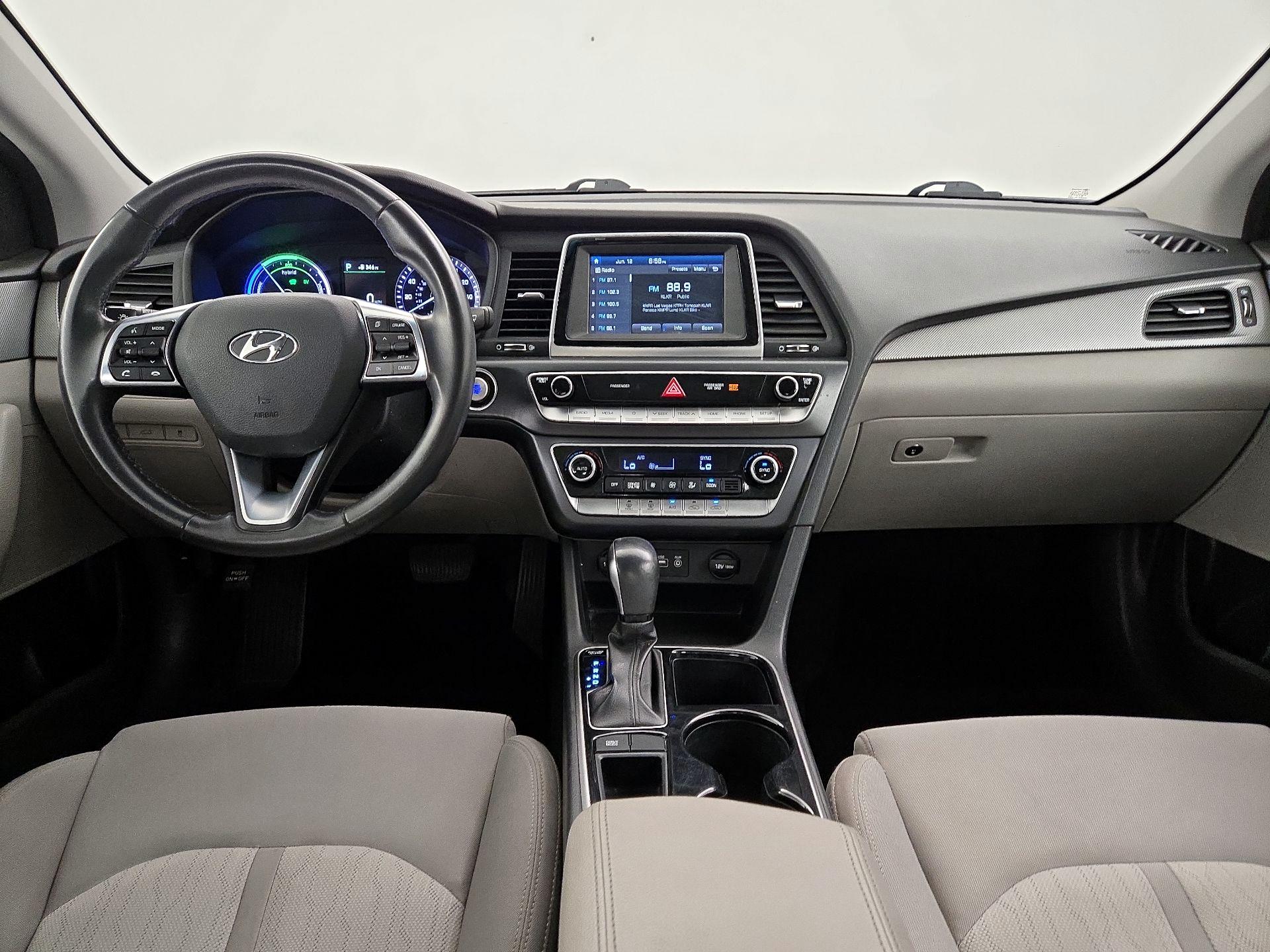 Thumbnail: 2018 Hyundai Sonata - 9