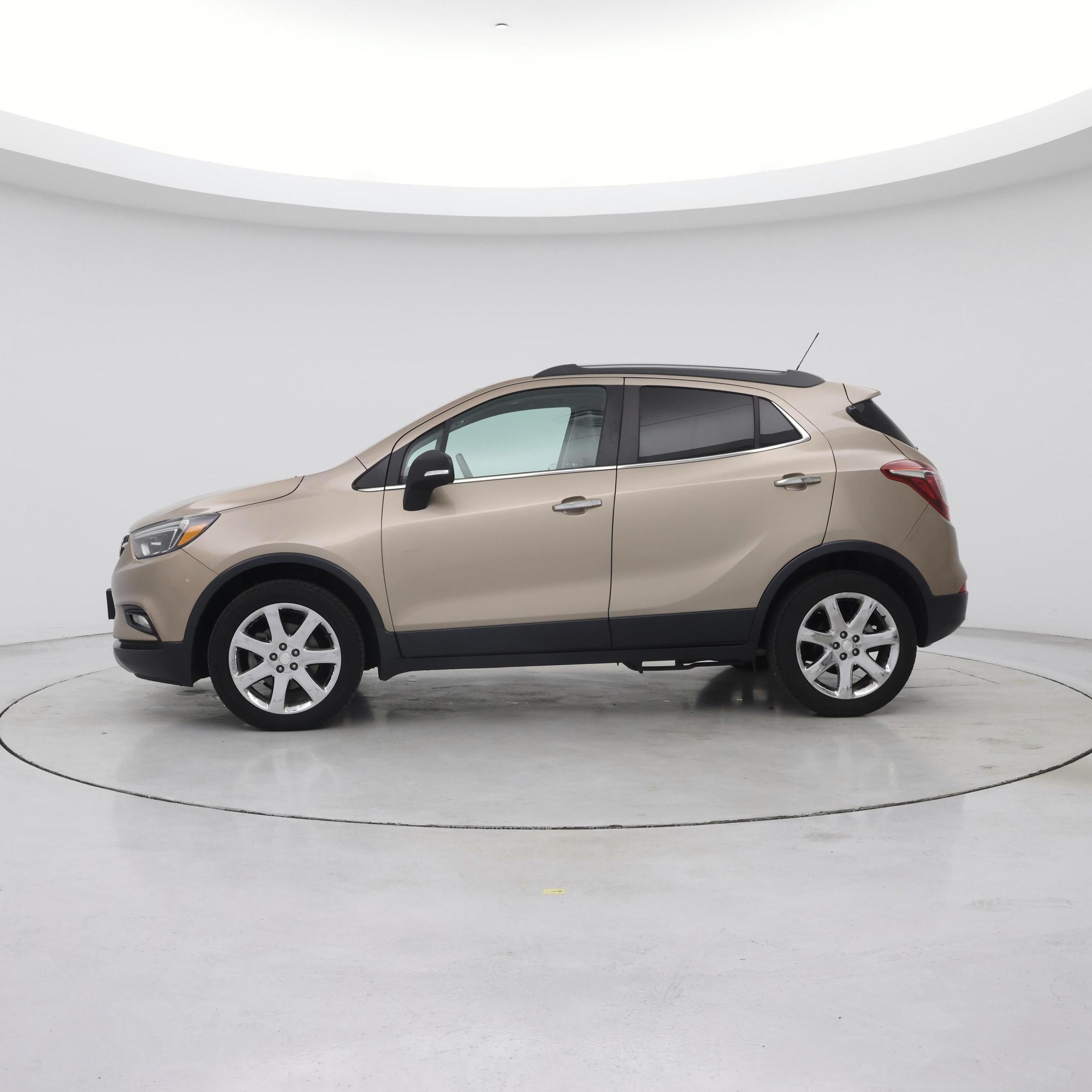 Thumbnail: 2018 Buick Encore - 3