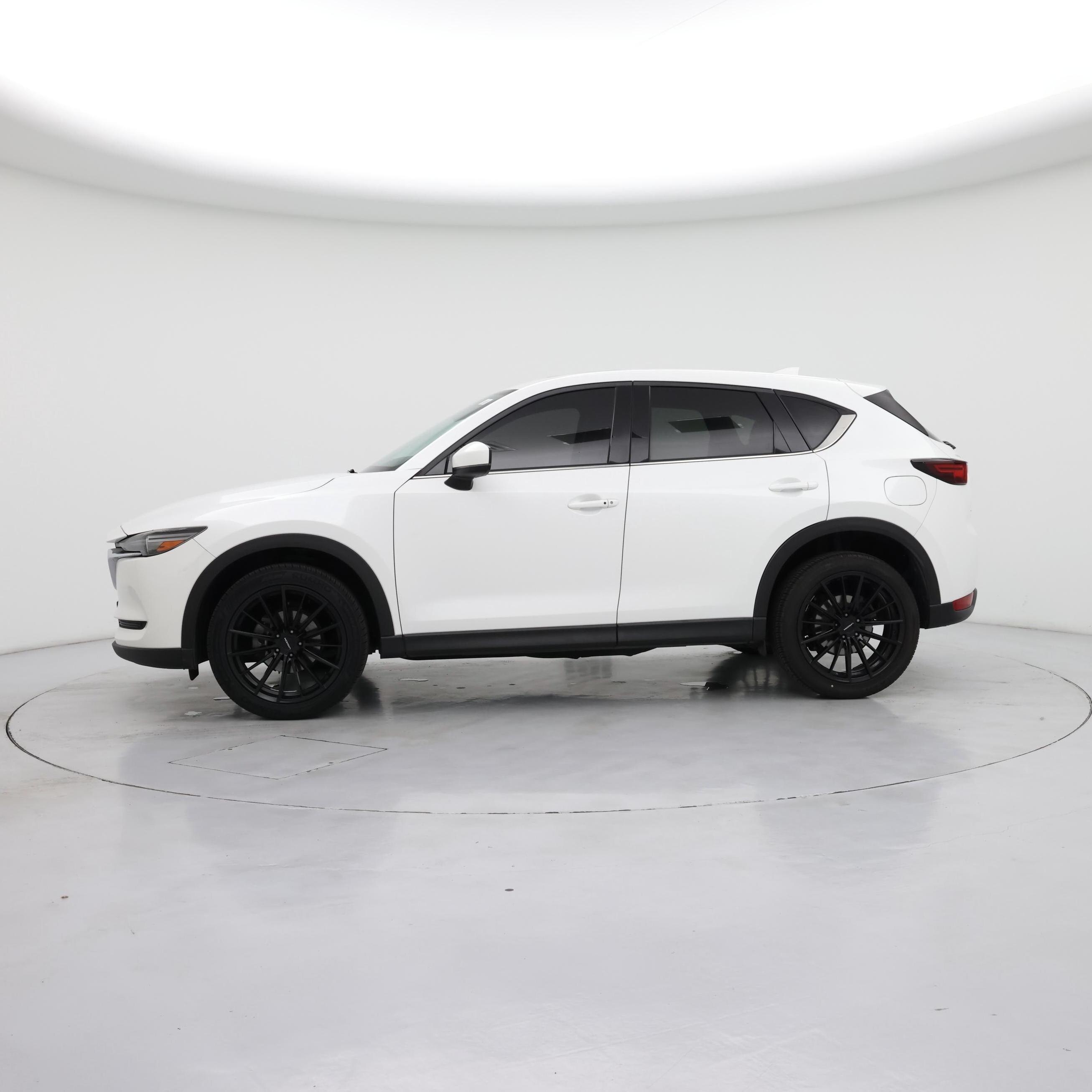 Thumbnail: 2017 Mazda CX-5 - 3