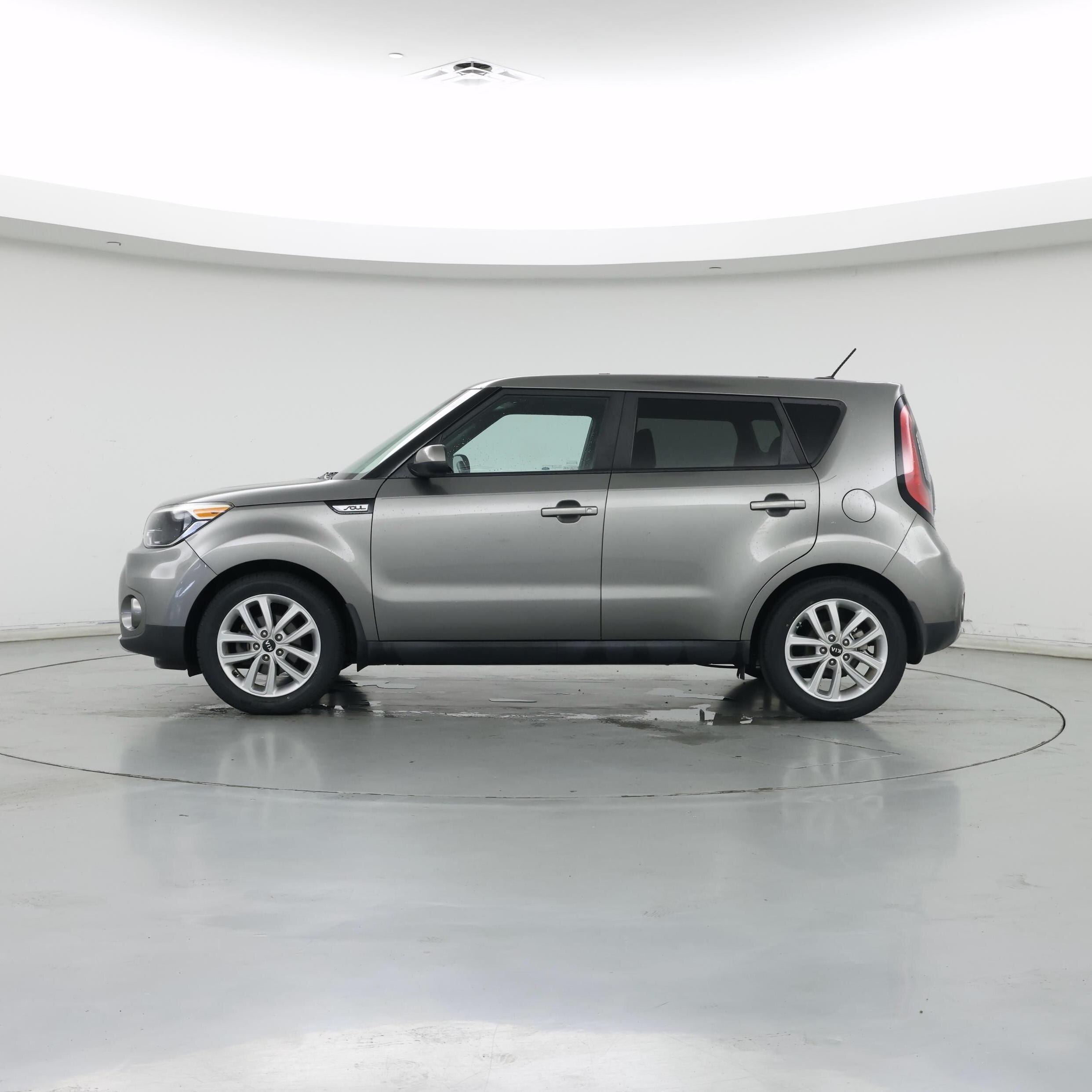 Thumbnail: 2018 Kia Soul - 3