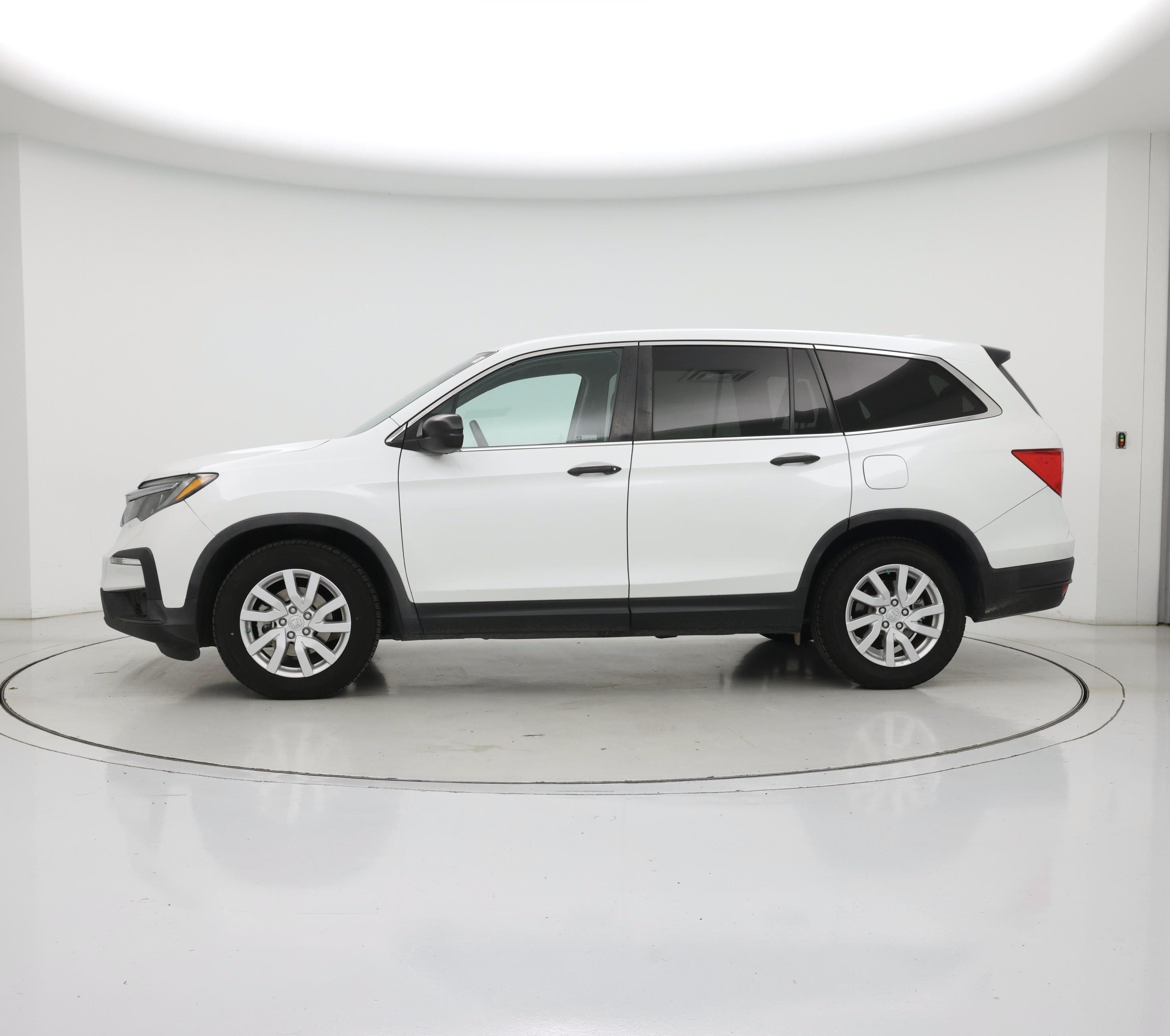 Thumbnail: 2020 Honda Pilot - 3