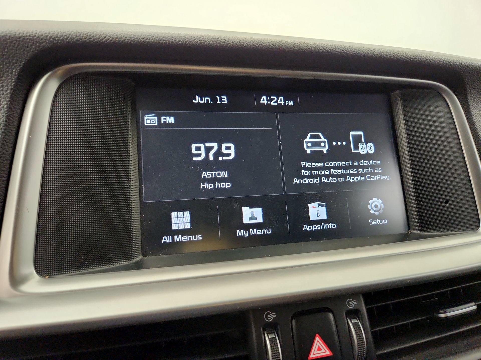 Thumbnail: 2019 Kia Optima - 15