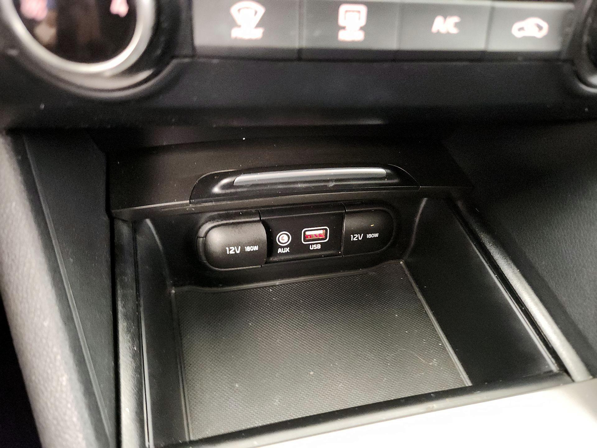 Thumbnail: 2019 Kia Optima - 18